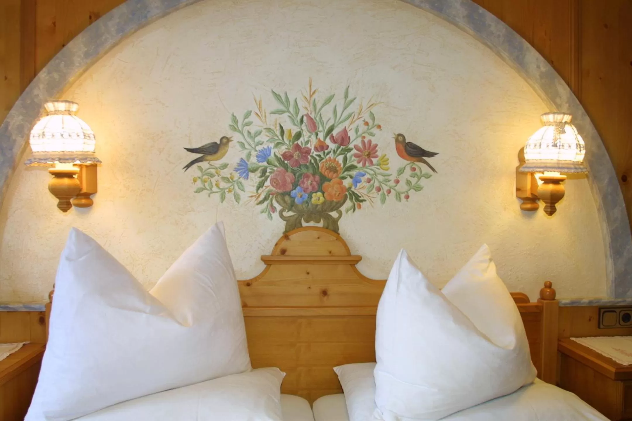 Bed in Hotel Neuwirt