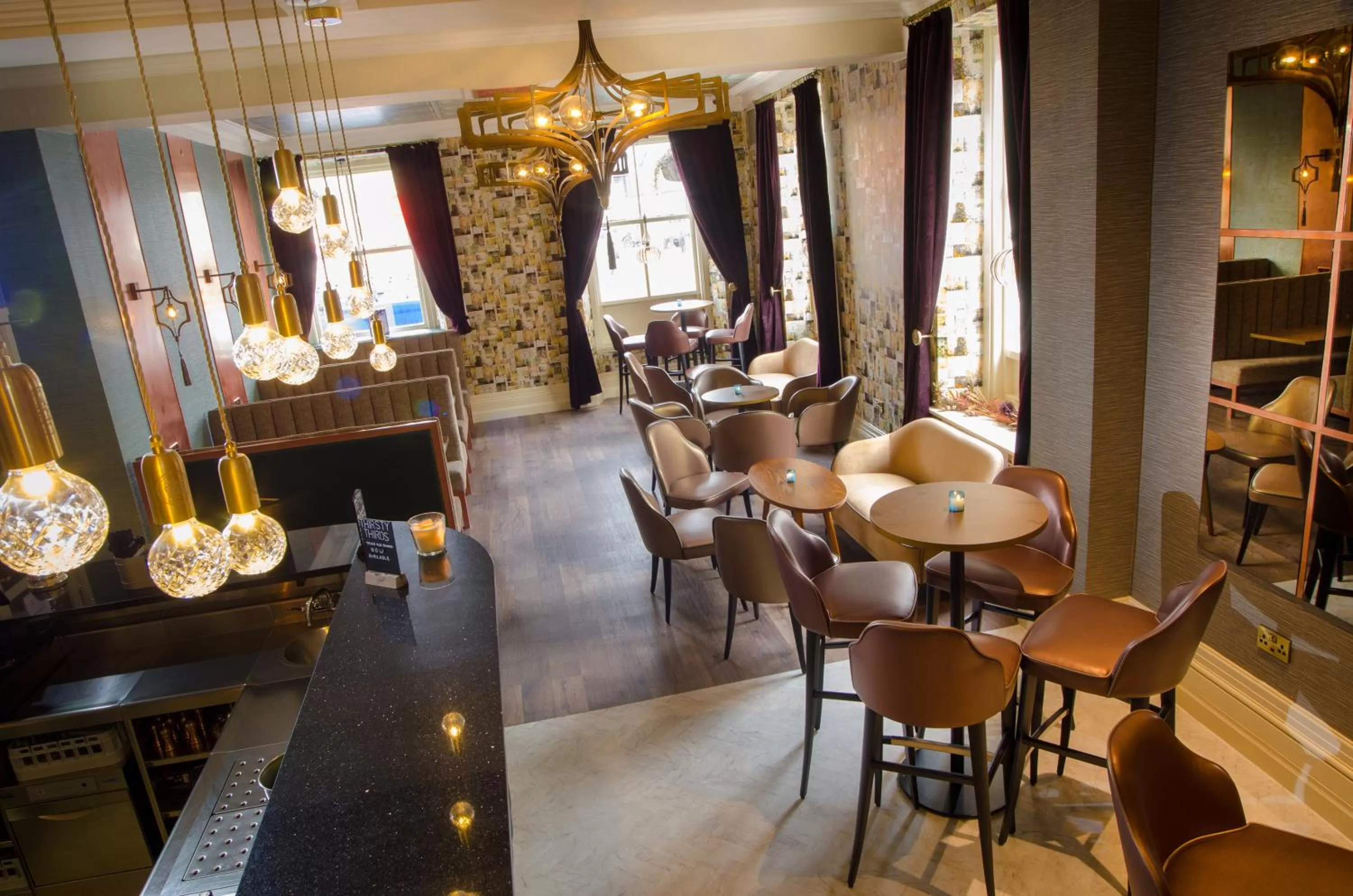 Restaurant/places to eat in The Royal Station Hotel