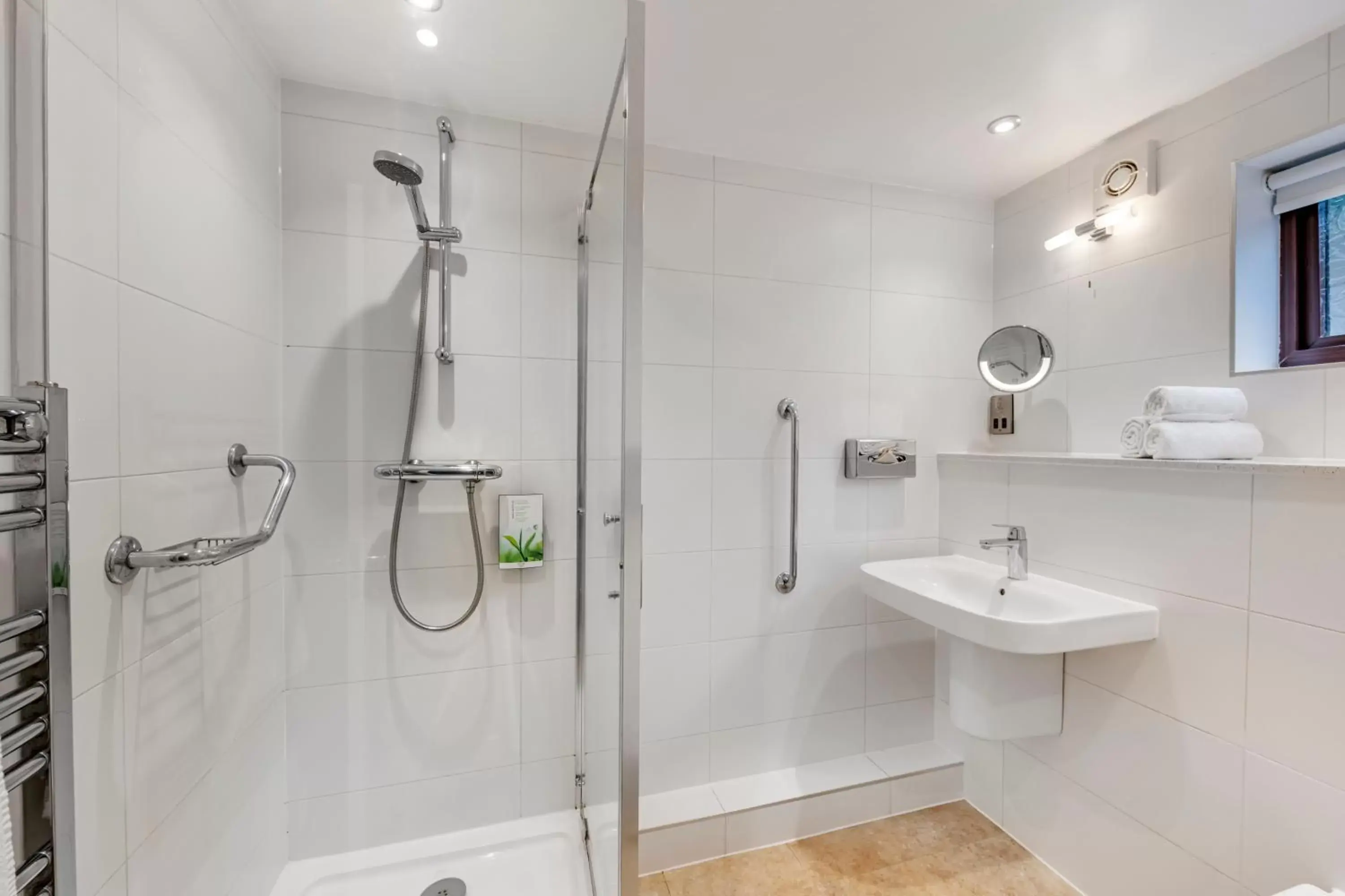 Shower, Bathroom in Cromer Country Club