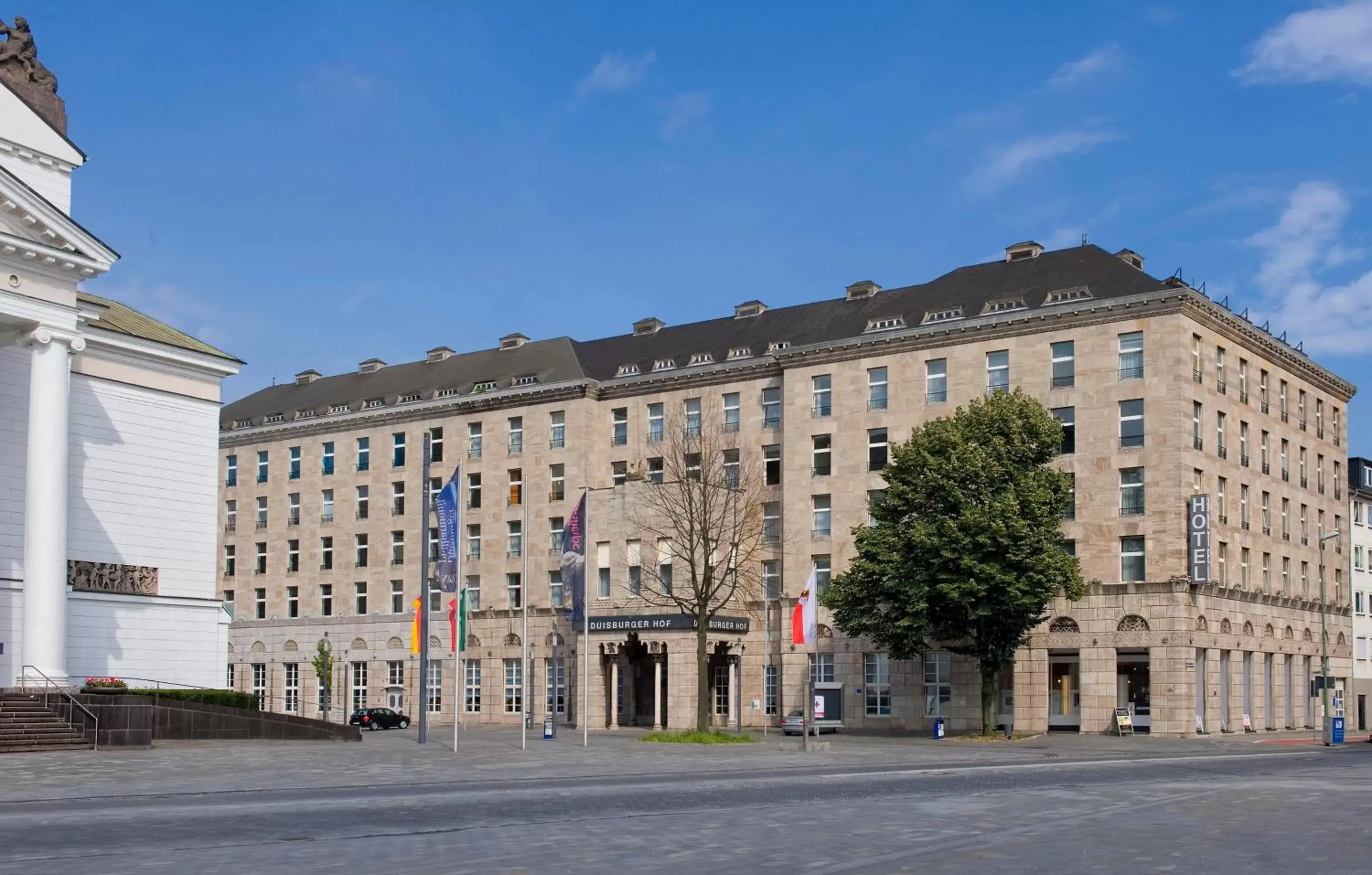 Facade/entrance, Property Building in Wyndham Duisburger Hof