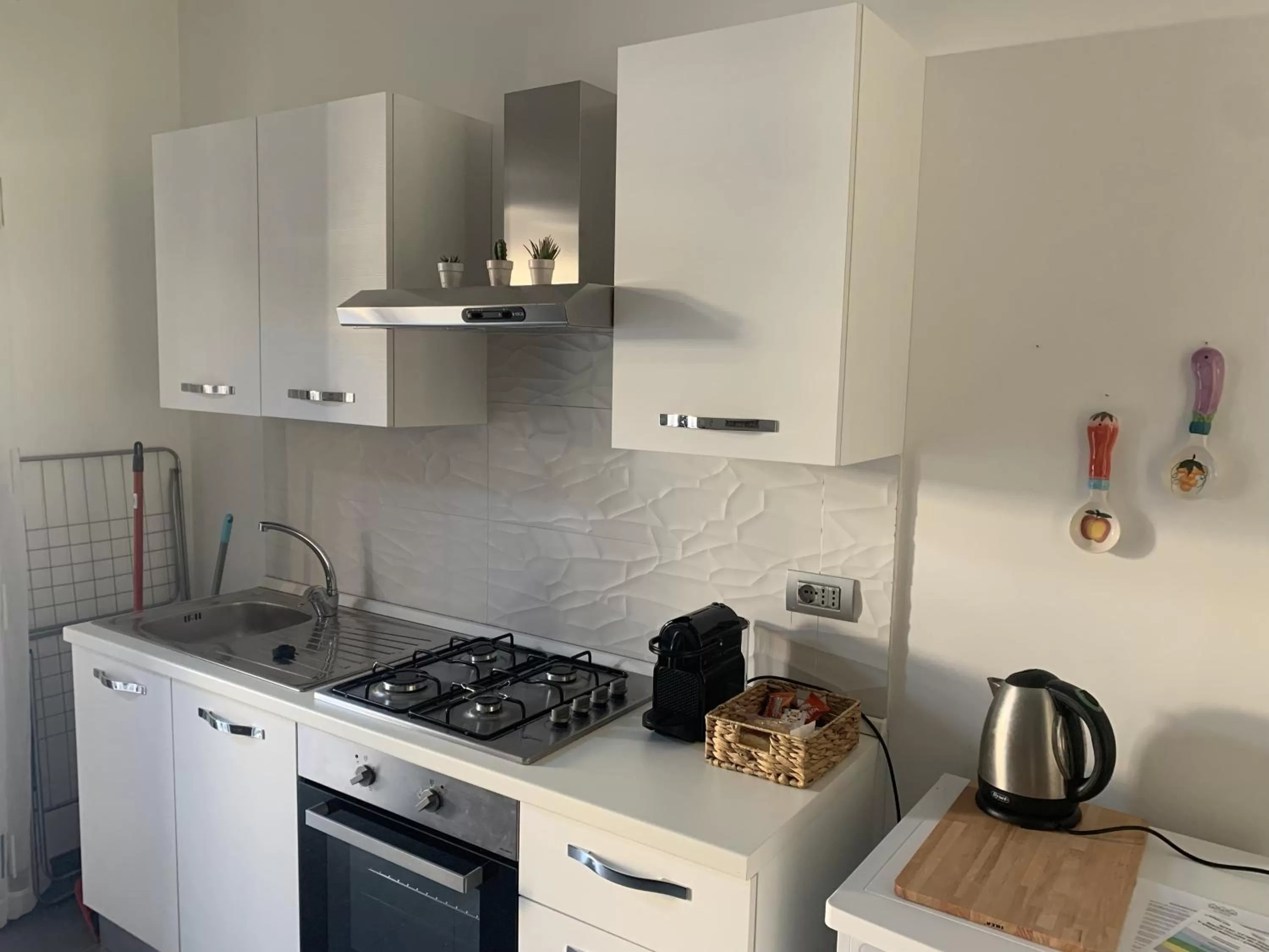 Breakfast, Kitchen/Kitchenette in Le Casuzze di Siculiana