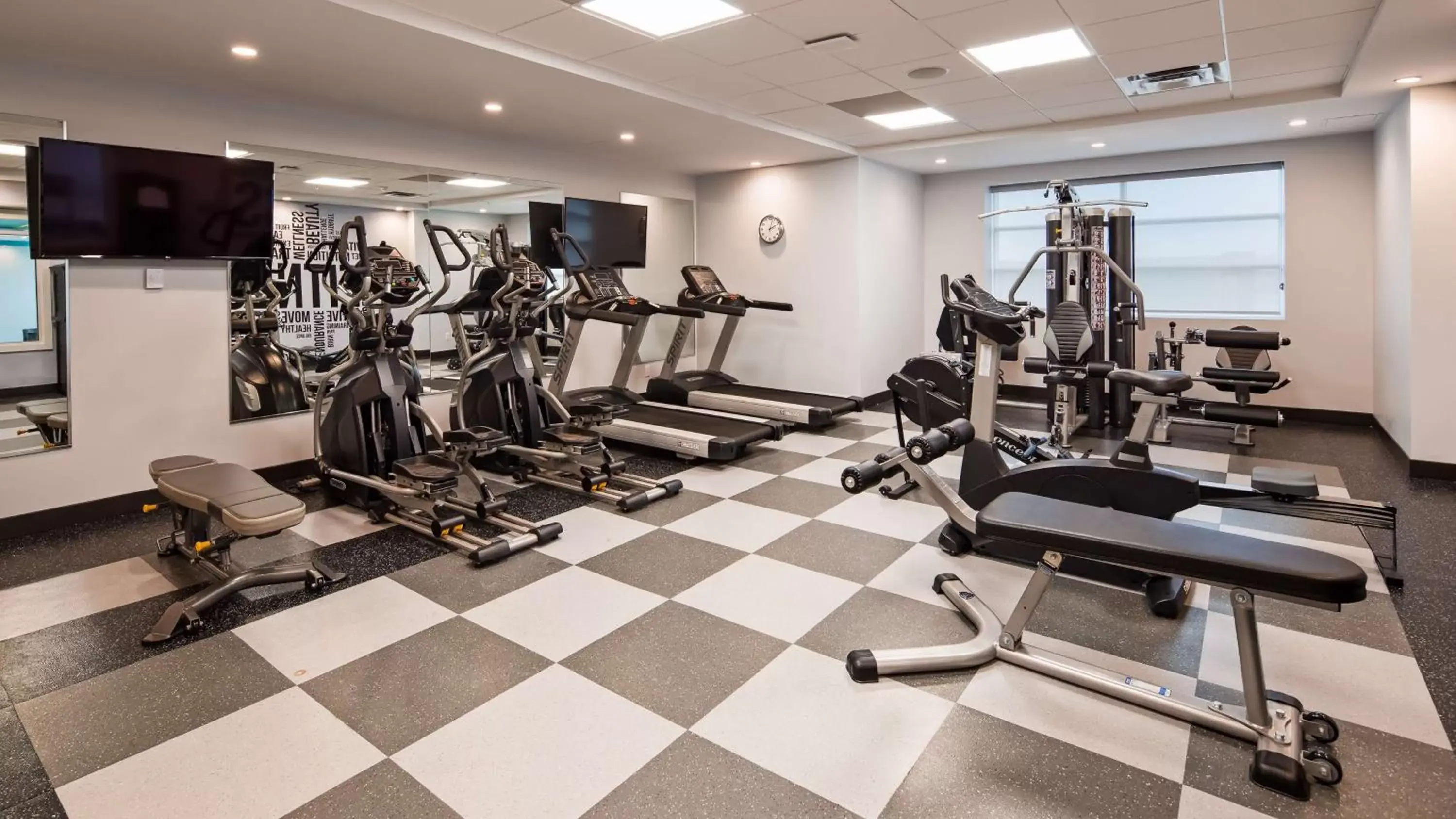 Fitness centre/facilities, Fitness Center/Facilities in Executive Residency by Best Western Calgary City View North