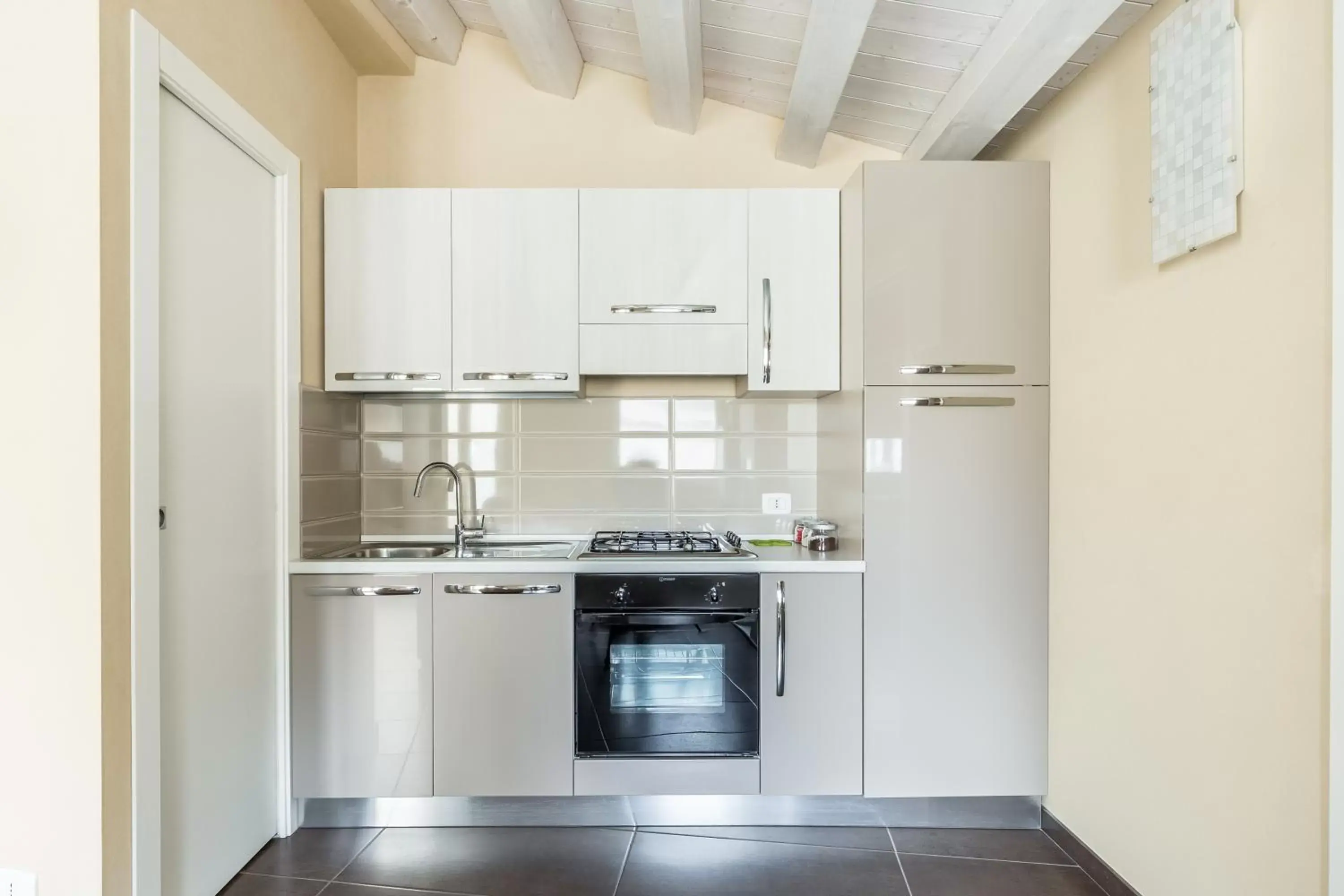 Kitchen or kitchenette, Kitchen/Kitchenette in Modica for Family - Rooms and Apartments