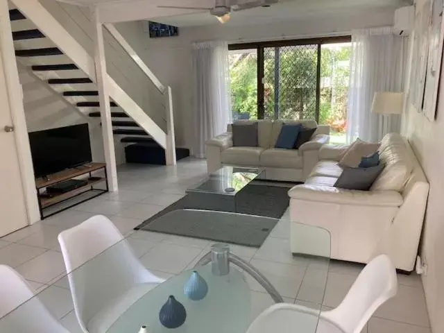 Seating Area in Nautilus Noosa Holiday Resort