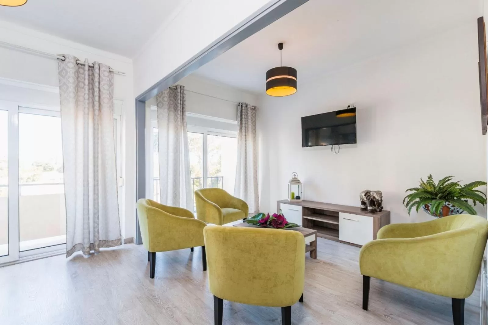 Game Room, Seating Area in Residencia Paris