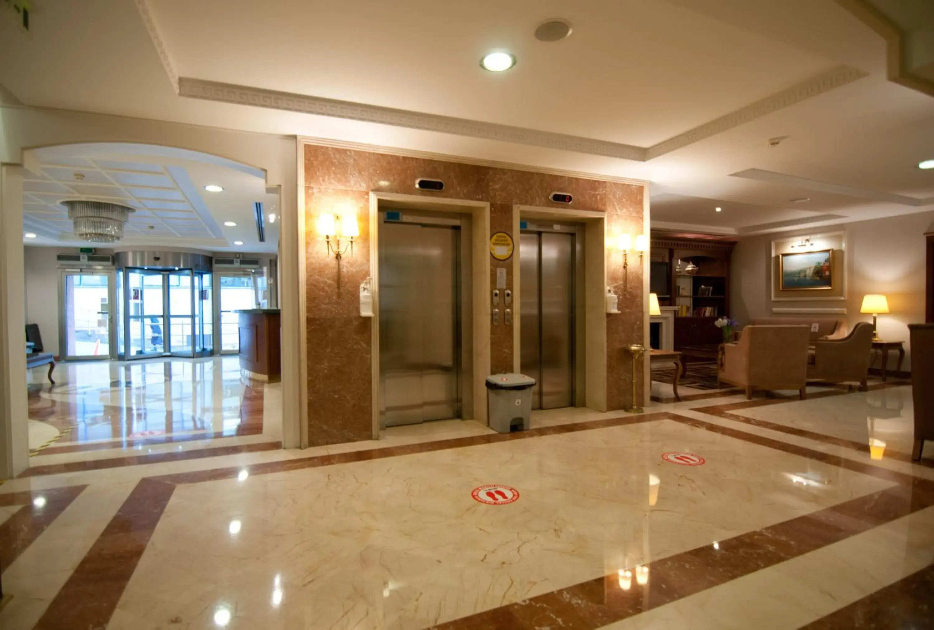 Lobby or reception in Taksim Metropark Hotel Lobby or reception in Taksim Metropark Hotel