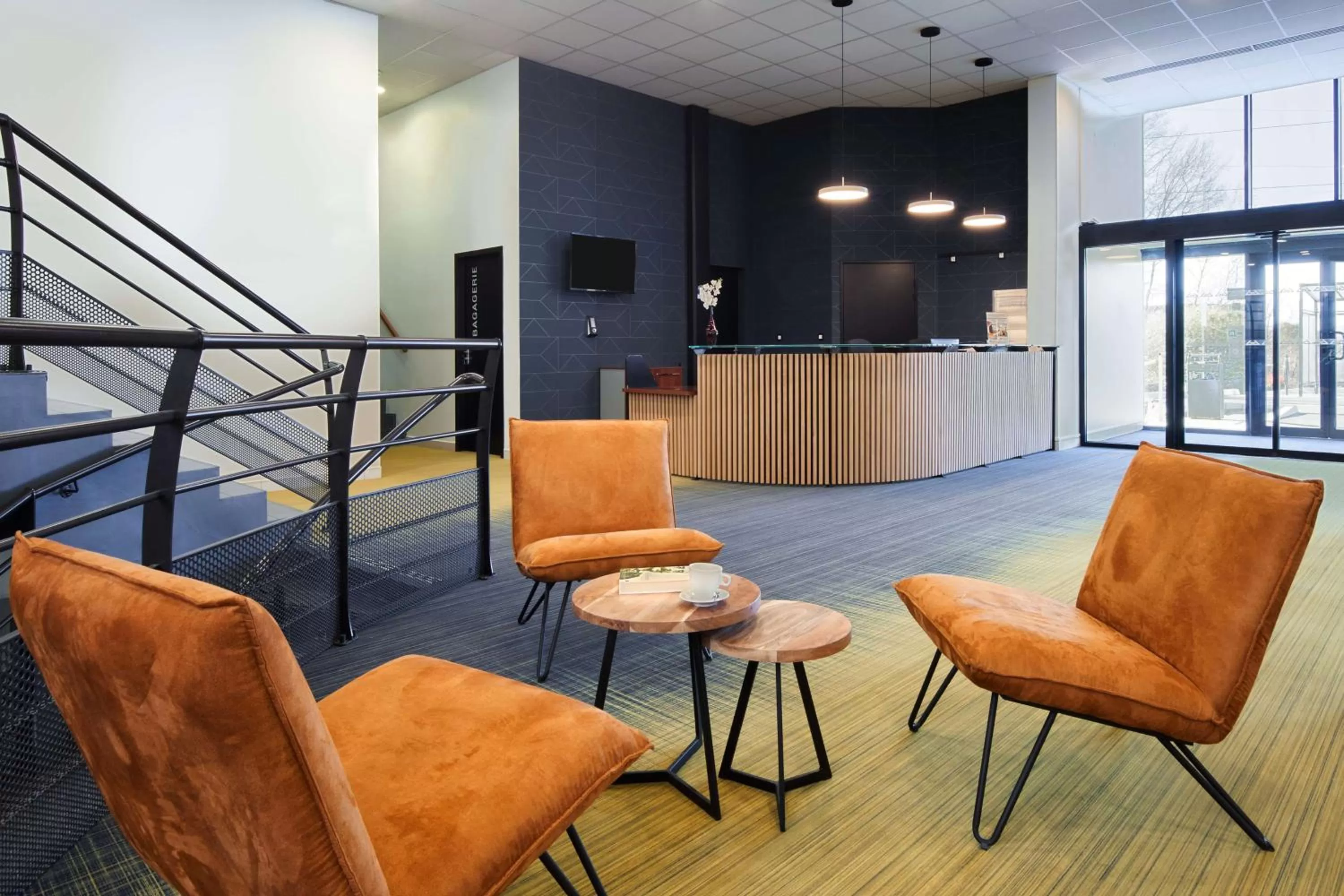 Lobby or reception in Sure Hotel by Best Western Nantes Beaujoire