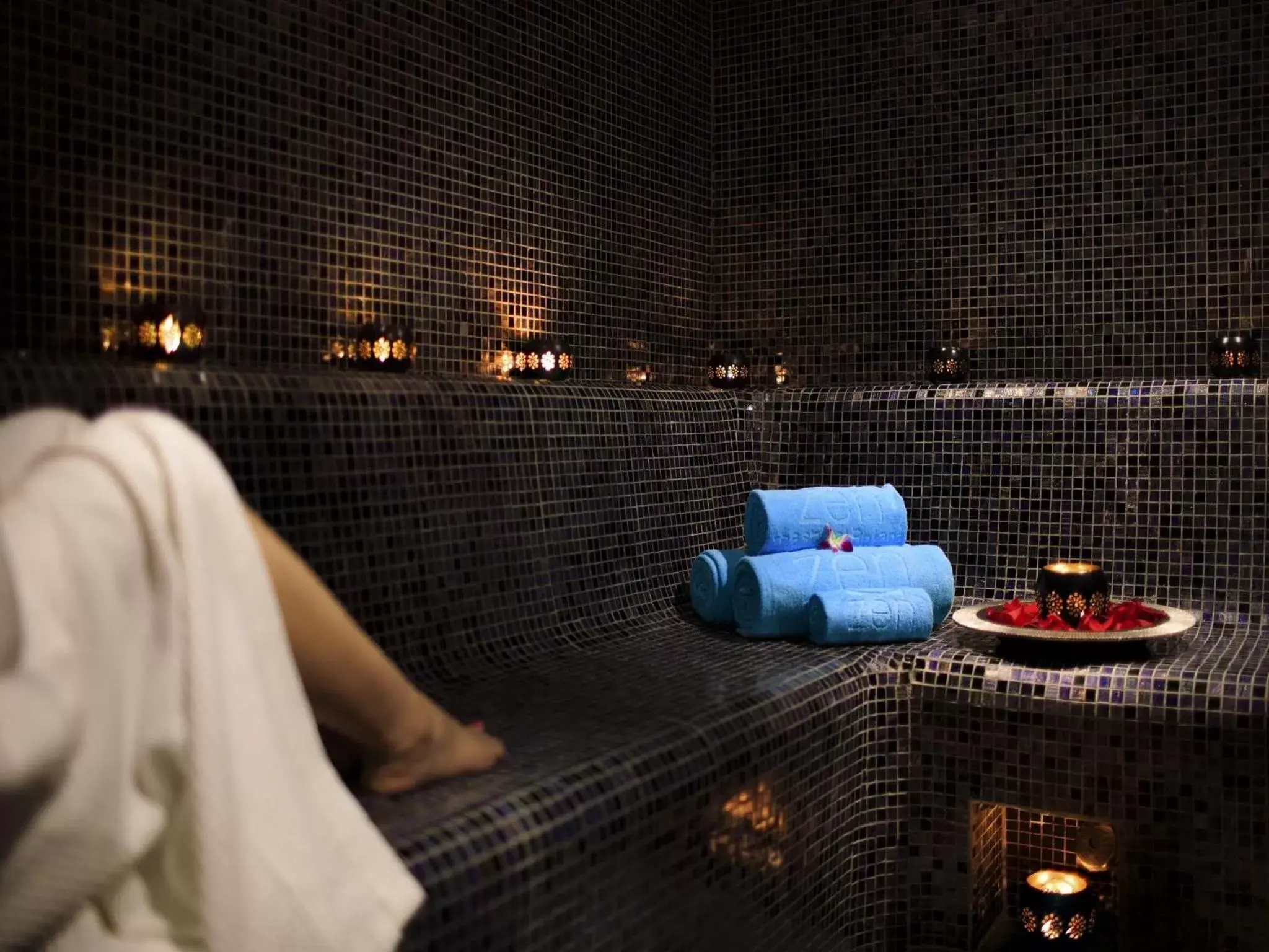 Sauna, Bathroom in Salalah Rotana Resort