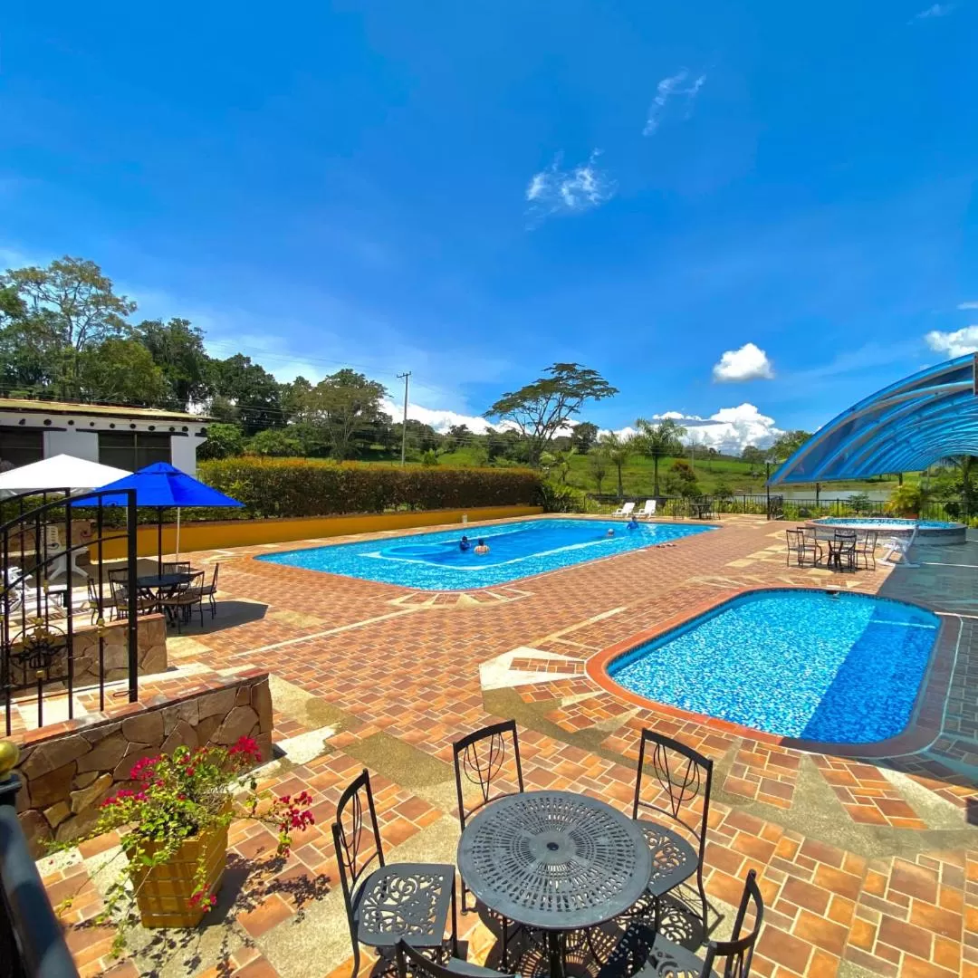 Hotel Hacienda Santa Barbara