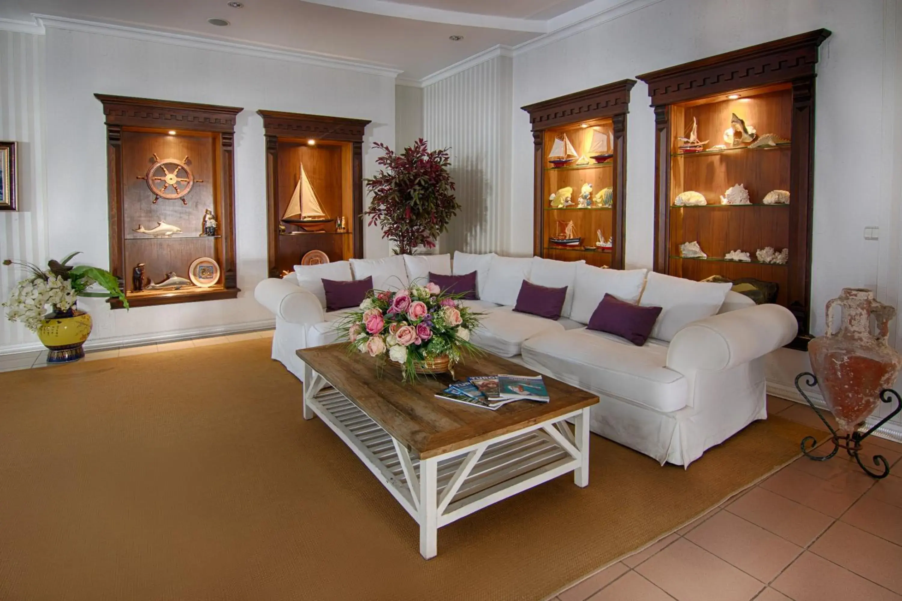 Lobby or reception, Seating Area in Romance Beach Hotel