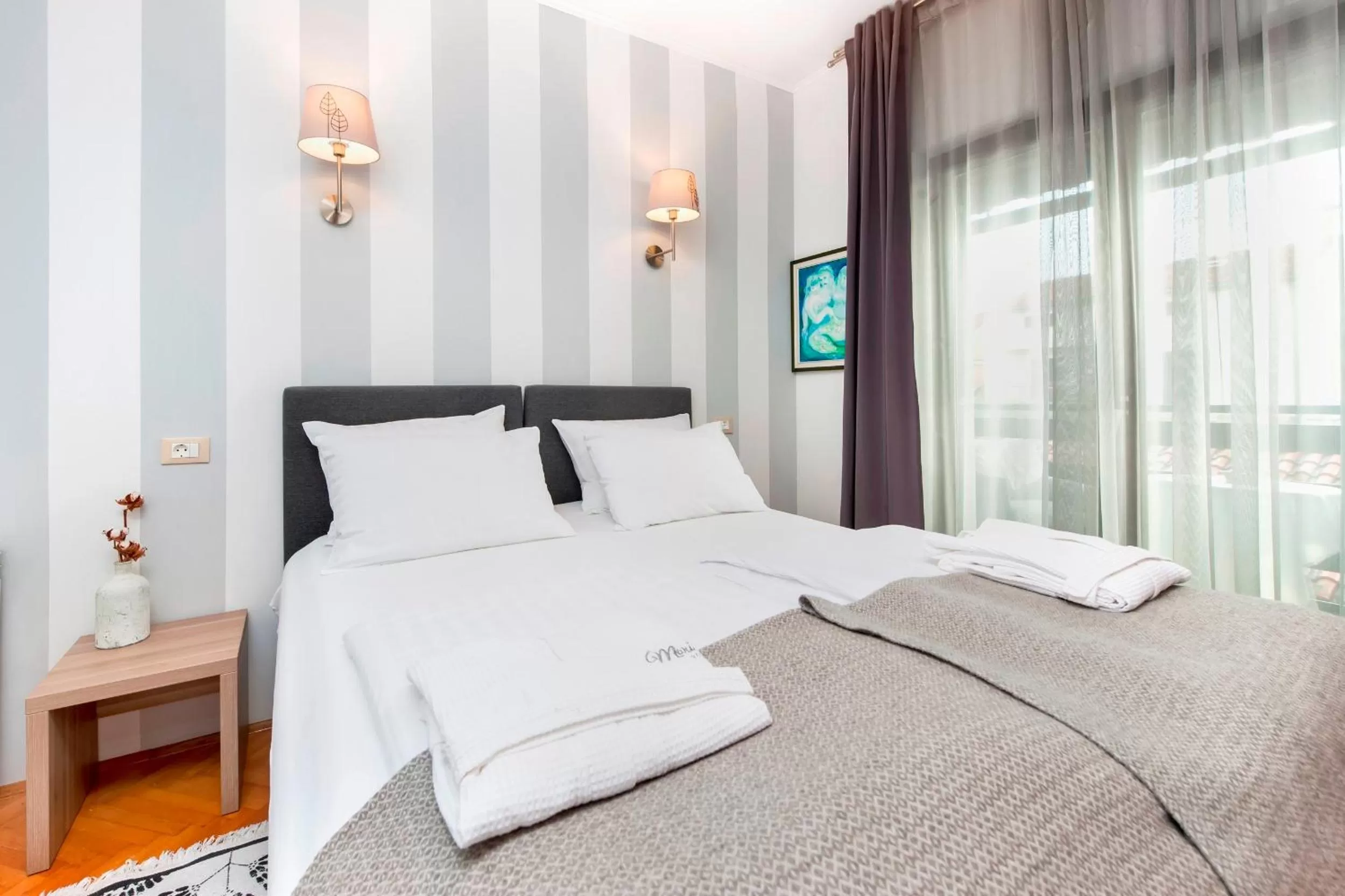 Bed in Villa B&B Marina & Parking Free