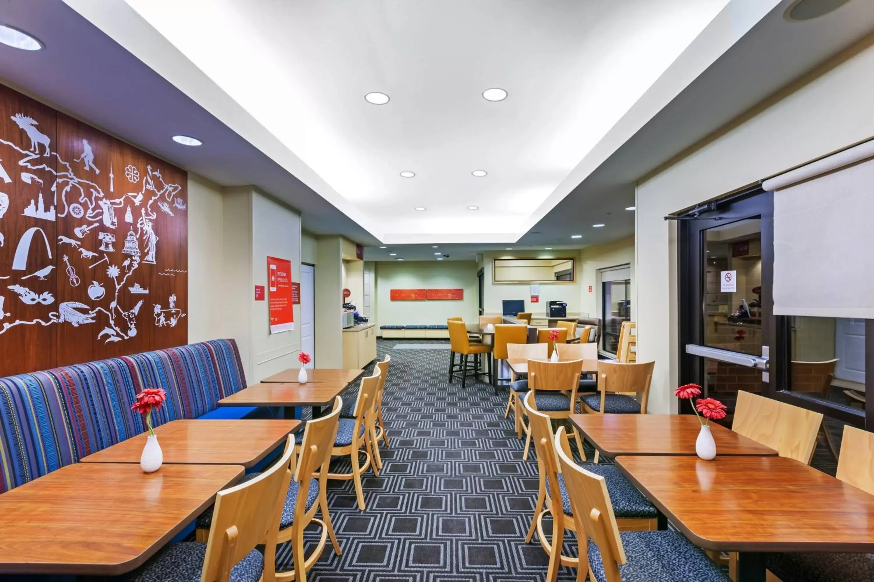 Breakfast, Restaurant/Places to Eat in TownePlace Suites by Marriott Tulsa North/Owasso