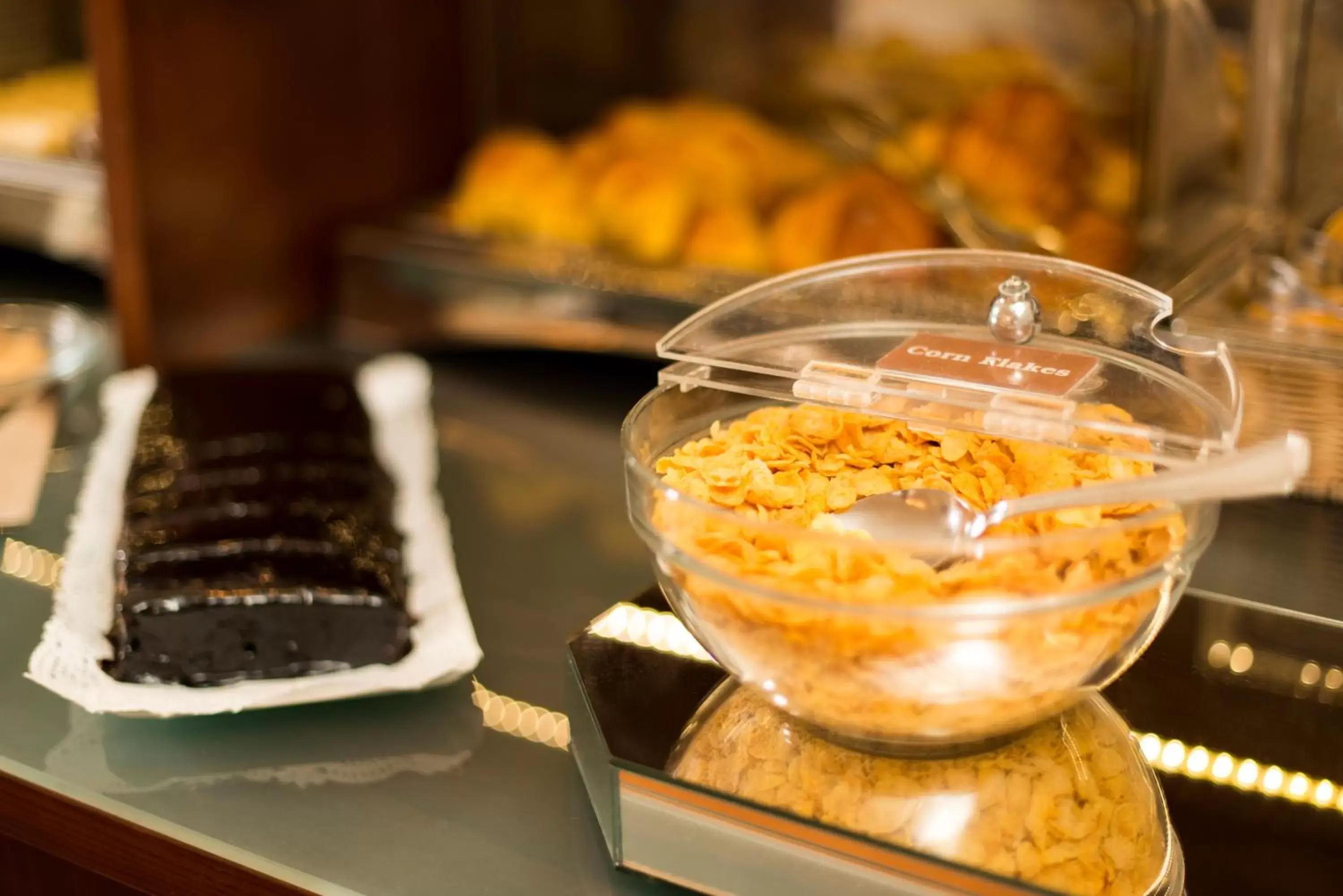 Food and drinks, Food in Hotel Aliados Food and drinks, Food in Hotel Aliados