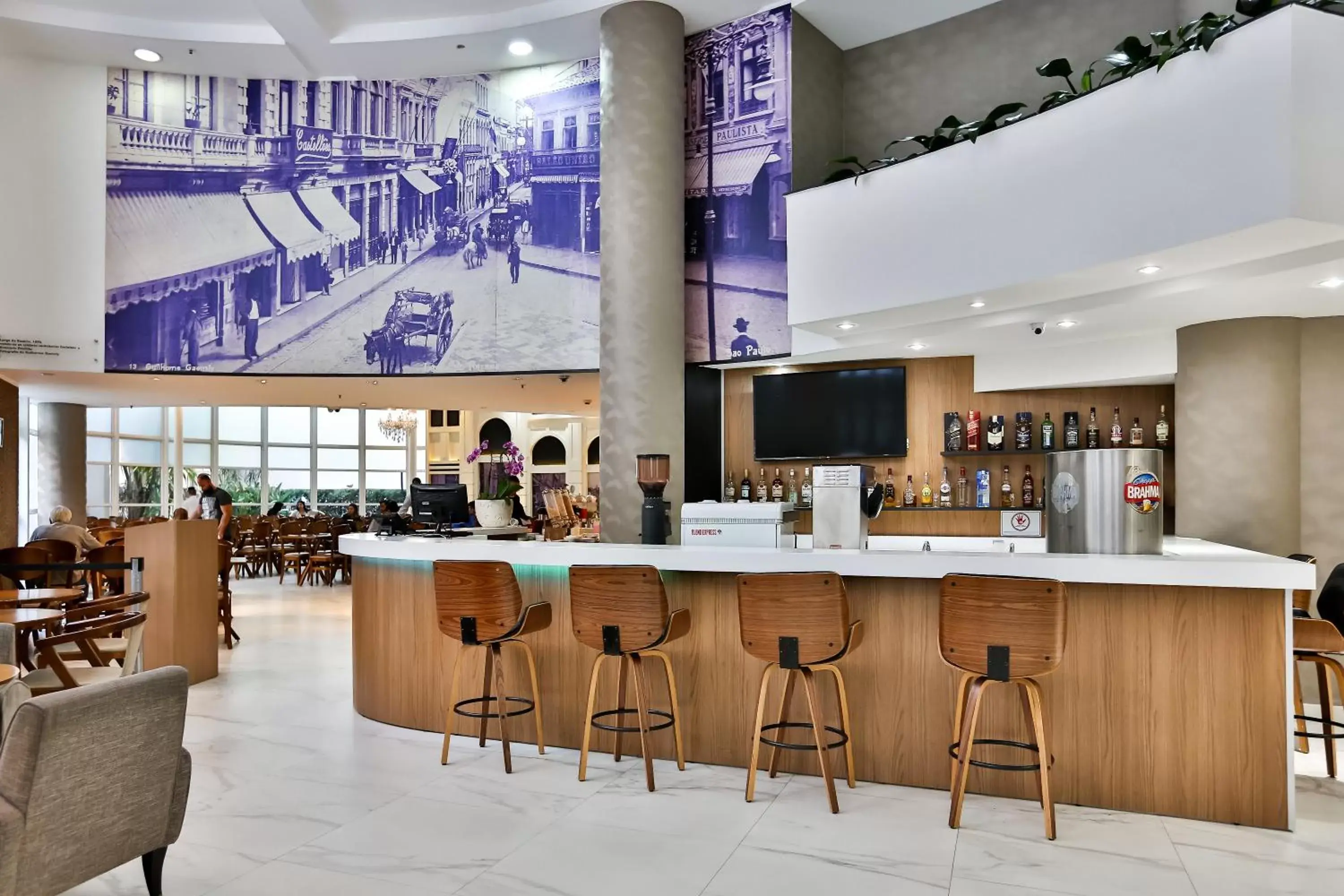 Lounge or bar in Slaviero São Paulo Downtown Lounge or bar in Slaviero São Paulo Downtown