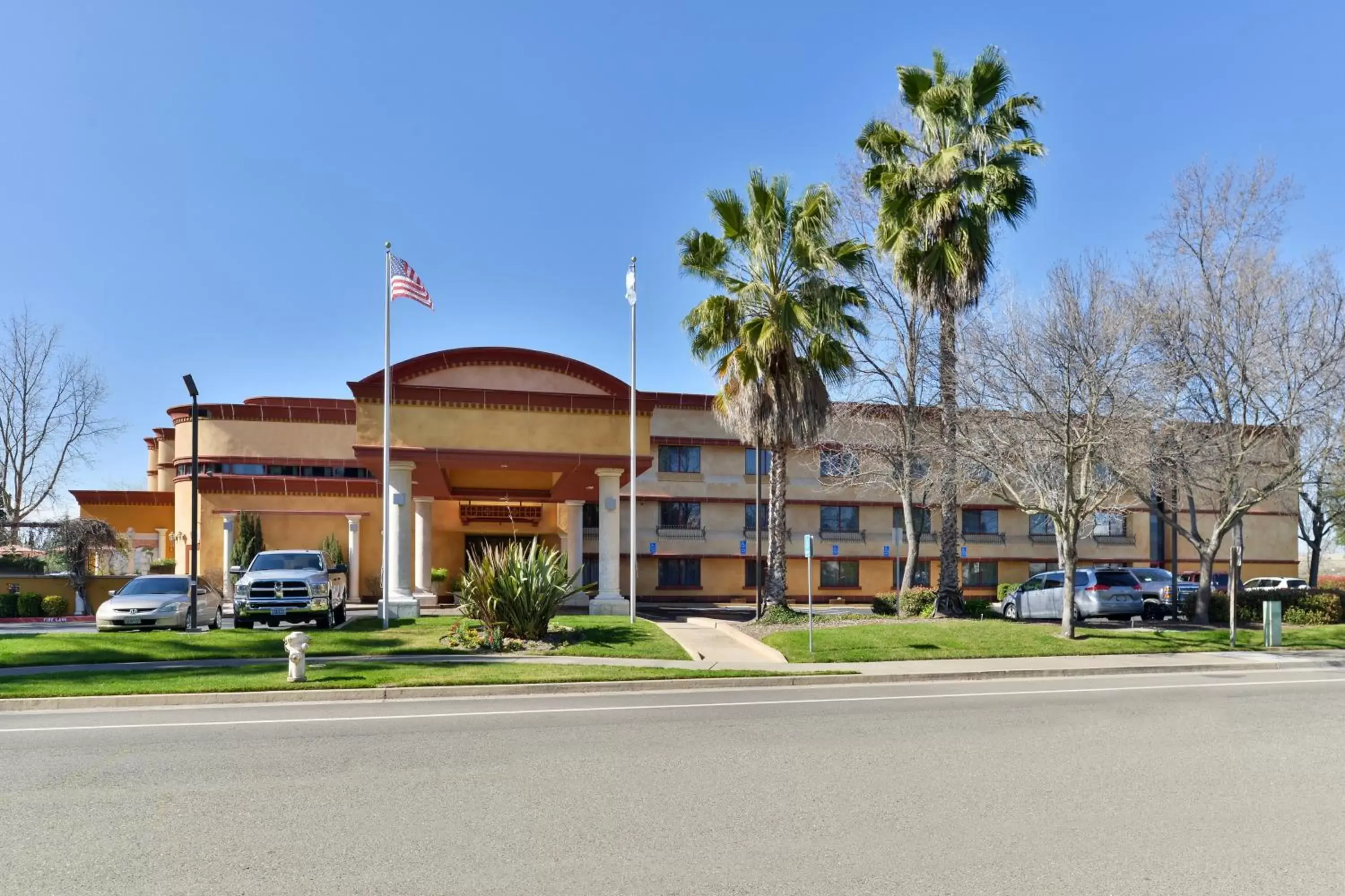 Property Building in Holiday Inn Rancho Cordova - Northeast Sacramento, an IHG Hotel