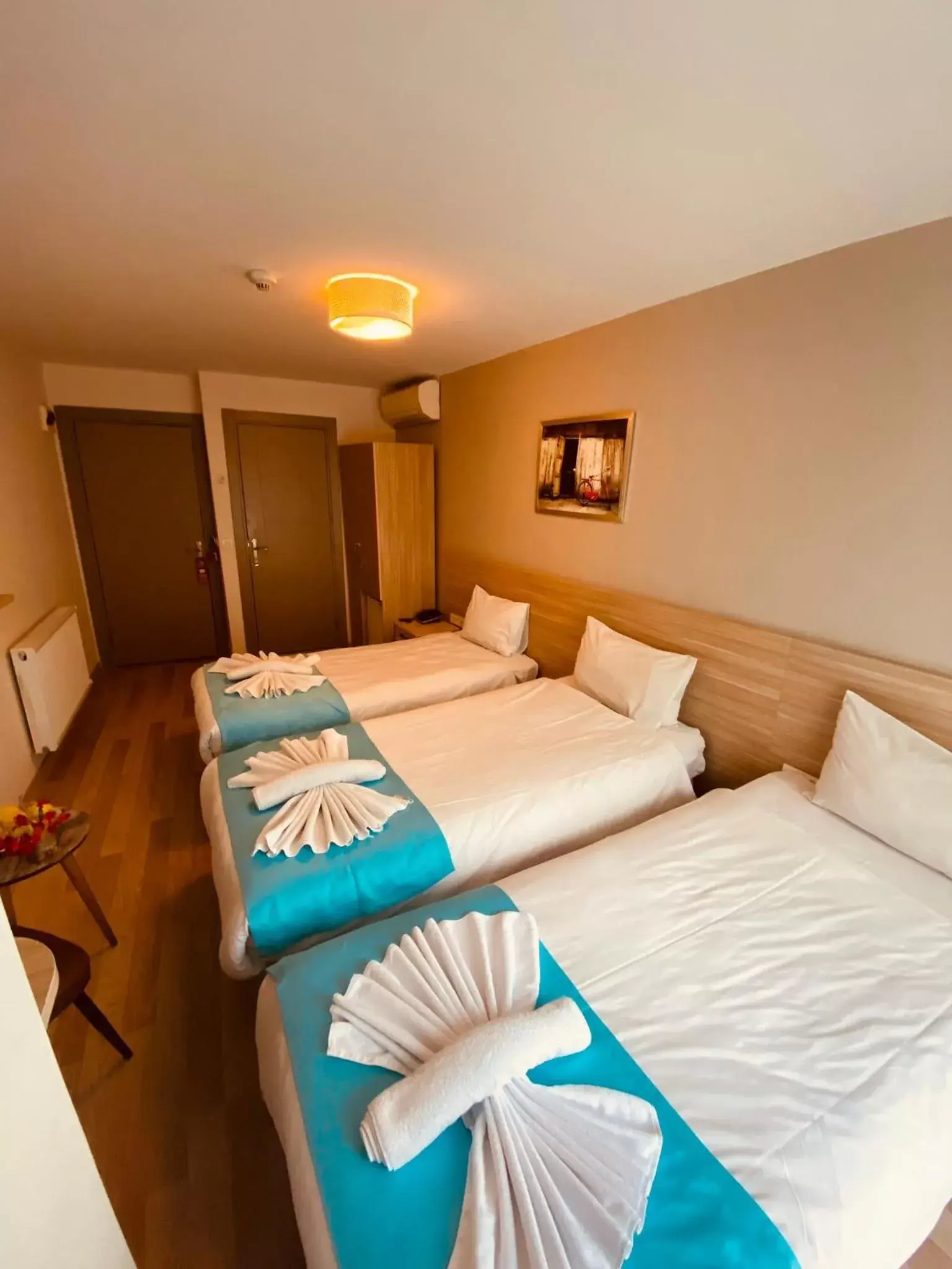 Photo of the whole room, Bed in Ottoman Luxury Hotel Photo of the whole room, Bed in Ottoman Luxury Hotel