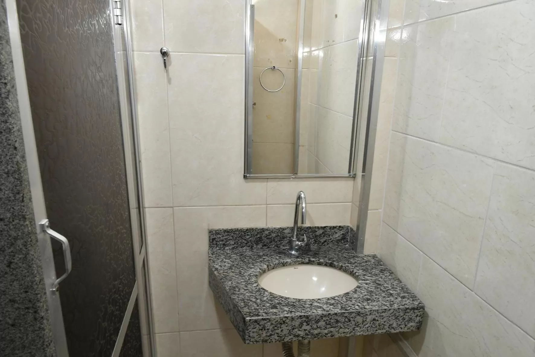 Bathroom in Hotel Rio Claro