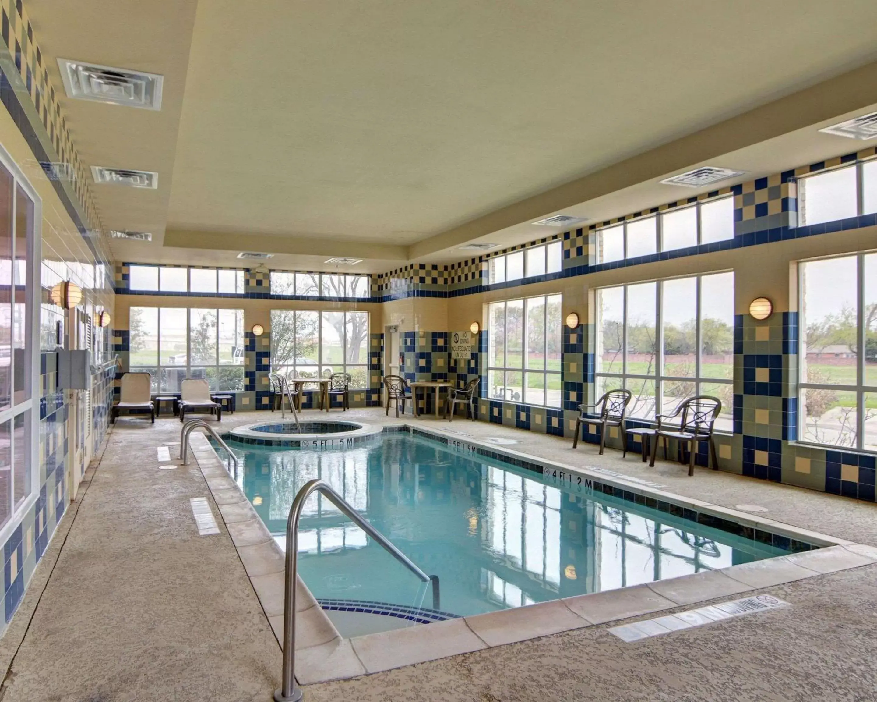 On site, Swimming Pool in Comfort Inn & Suites Near Lake Lewisville