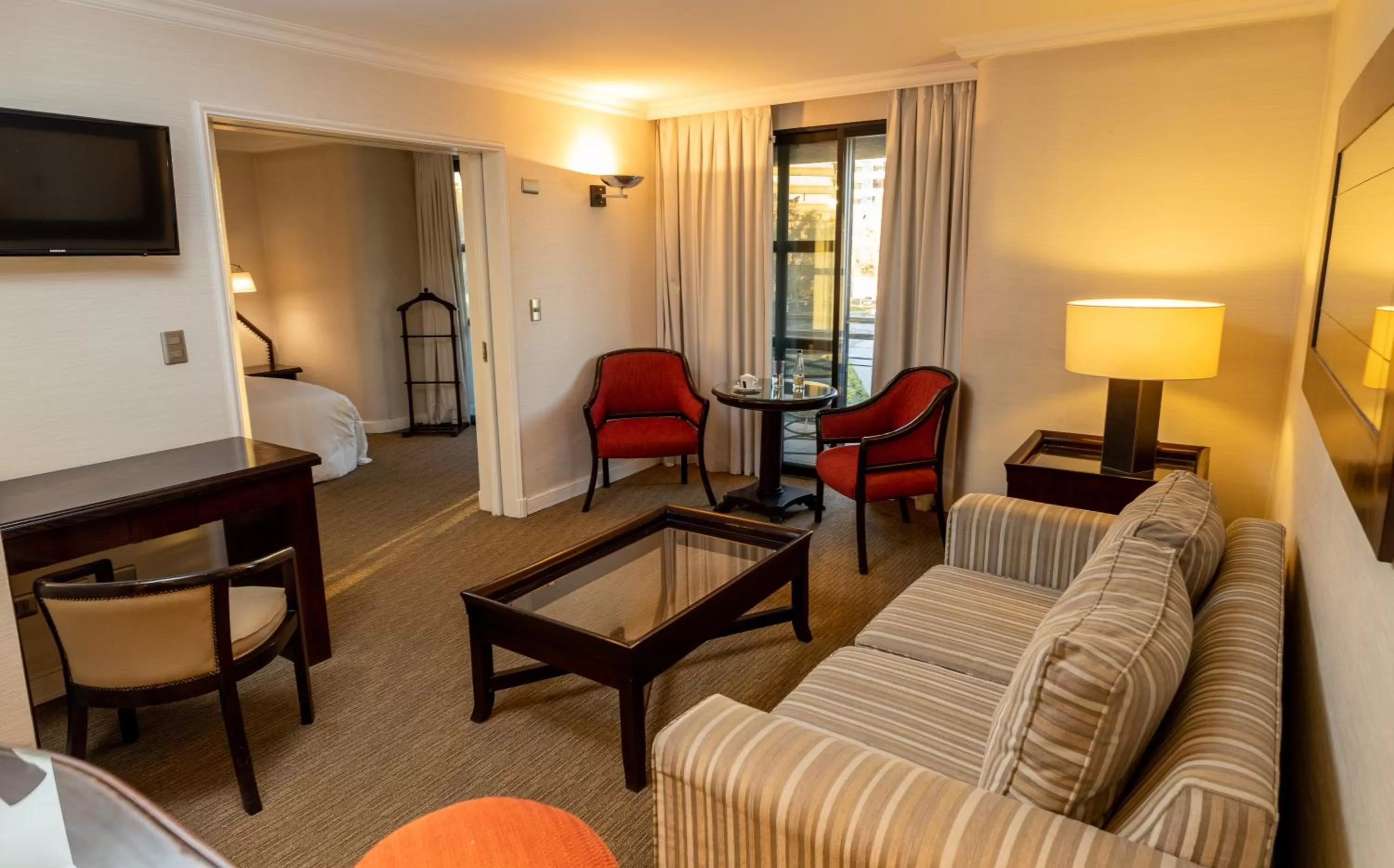 Living room in Wyndham Garden Santiago Kennedy