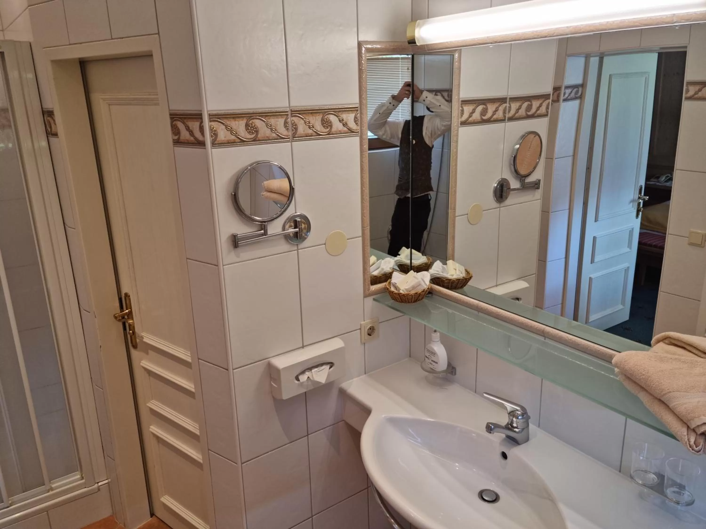 Bathroom in Hotel Bergkristall