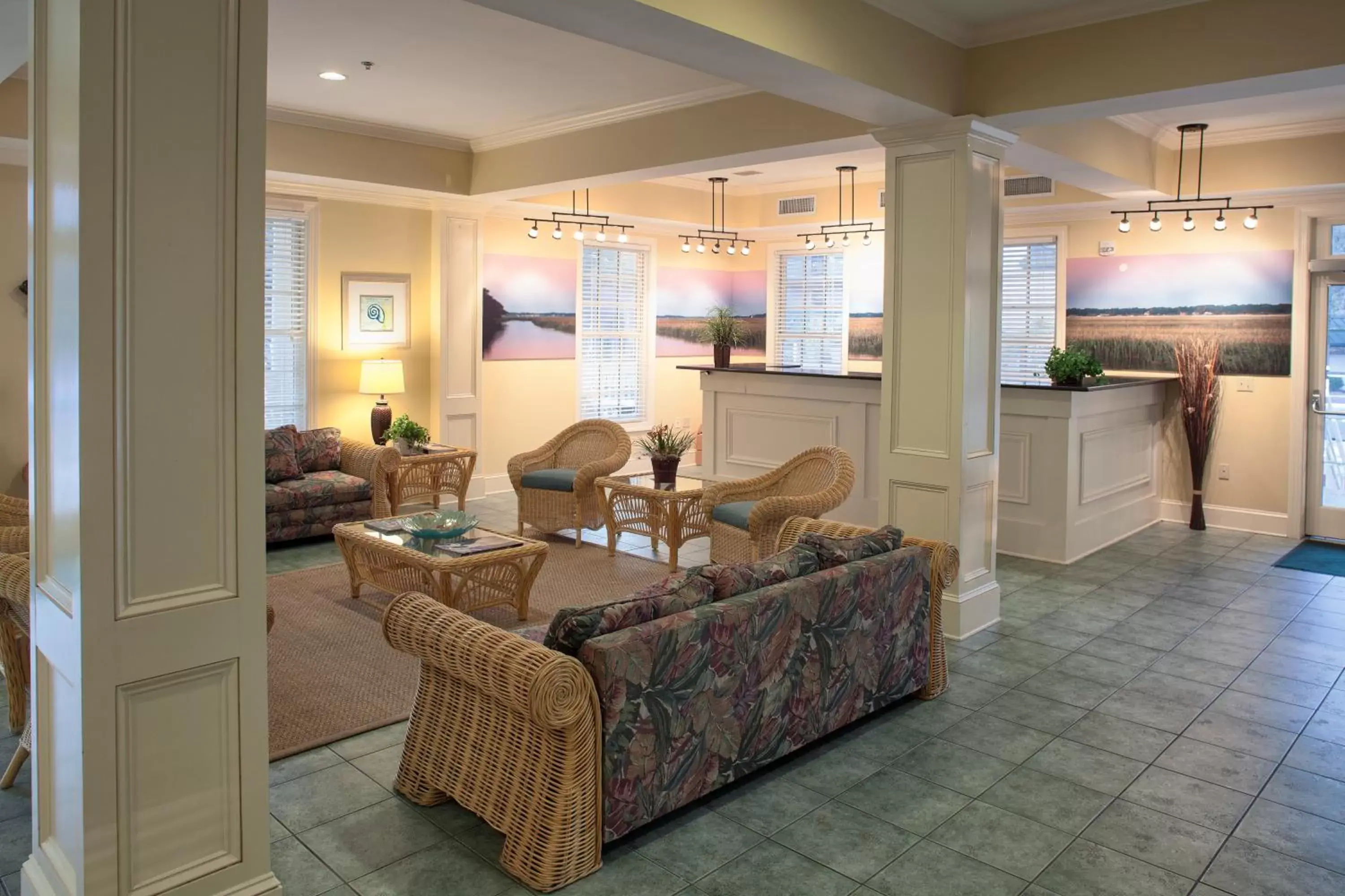 Lobby or reception, Seating Area in Waterside by Spinnaker Resorts