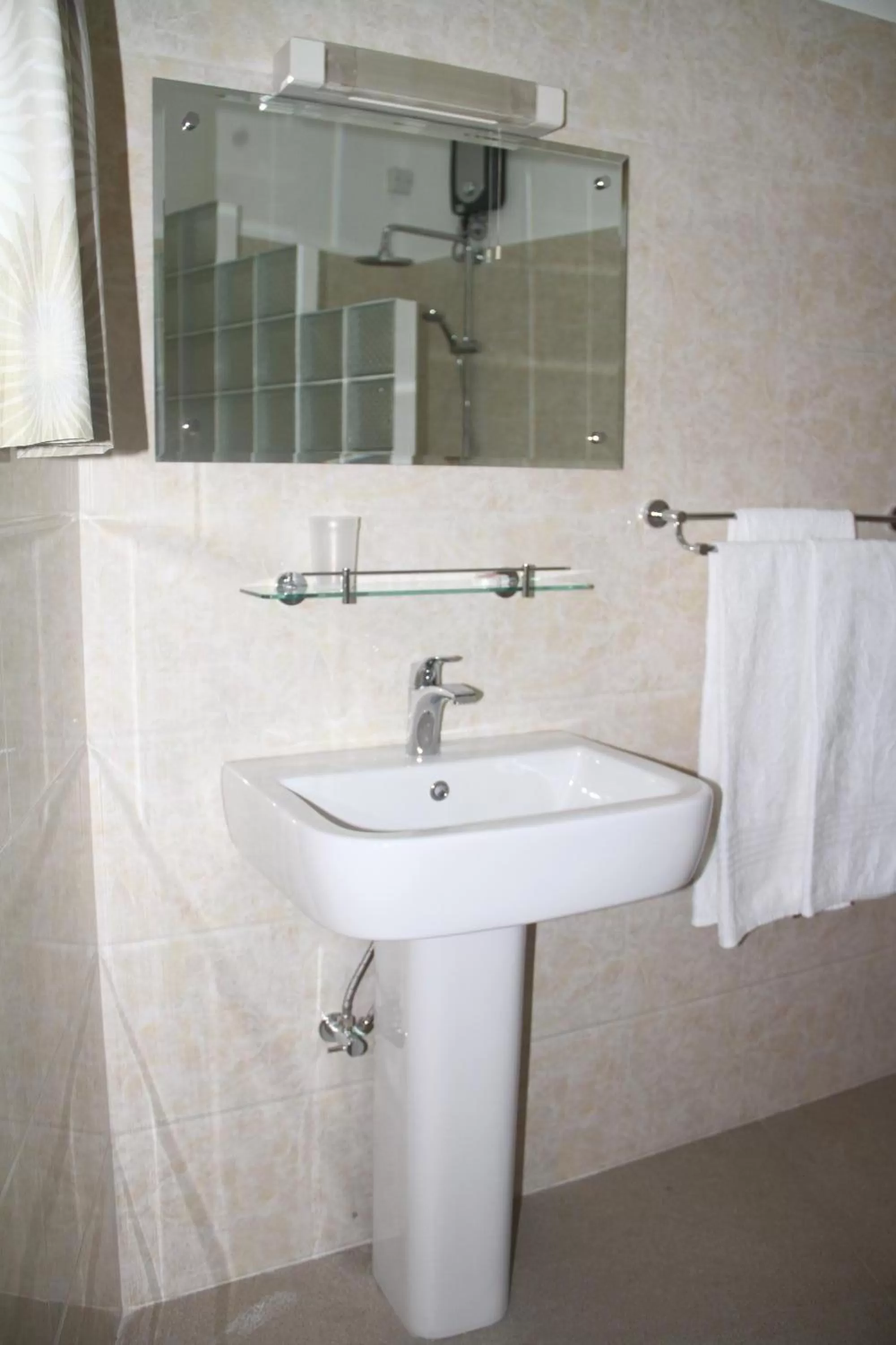 Bathroom in Daniella's Bungalows