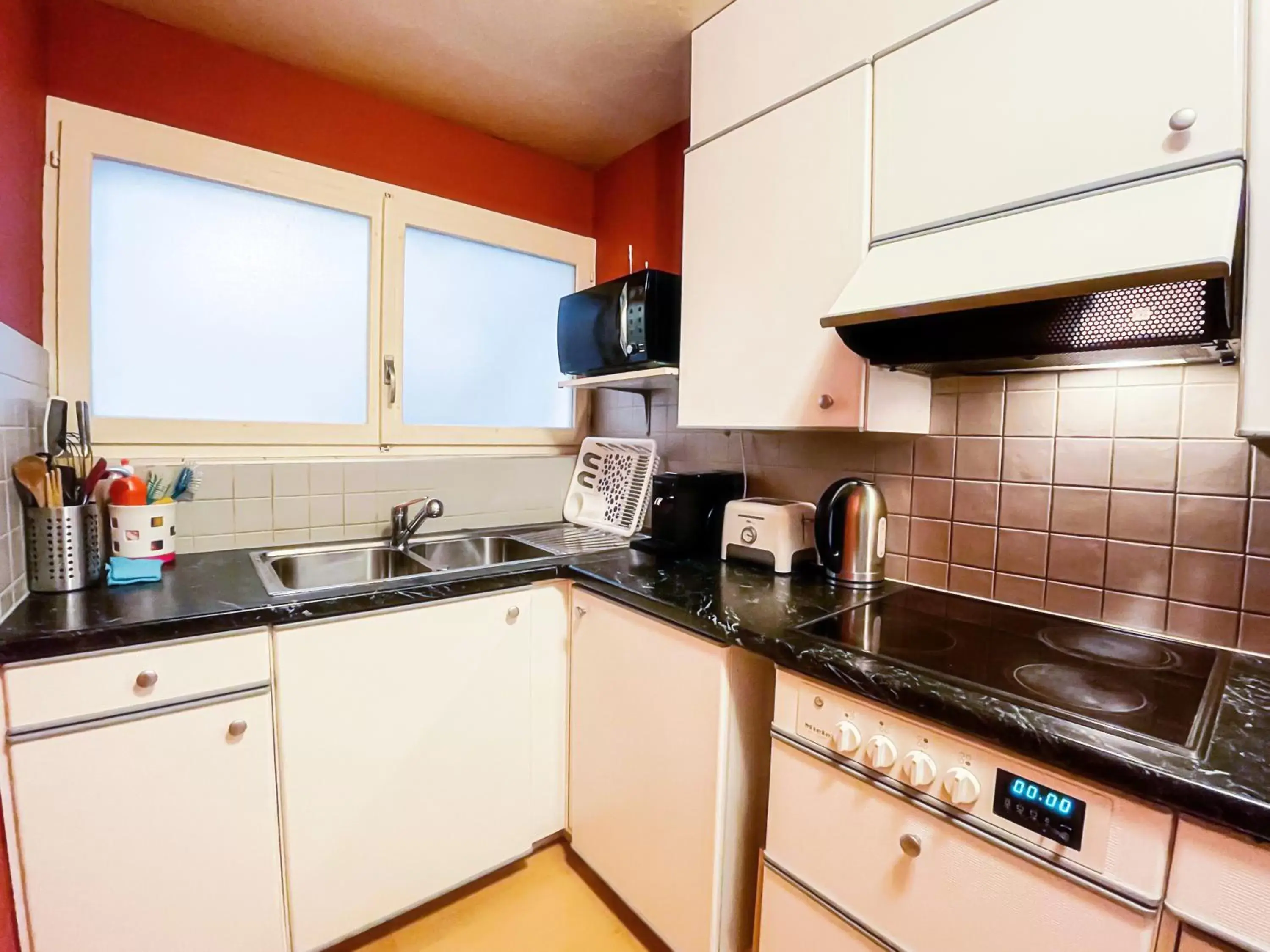 Kitchen/Kitchenette in Les Negociants