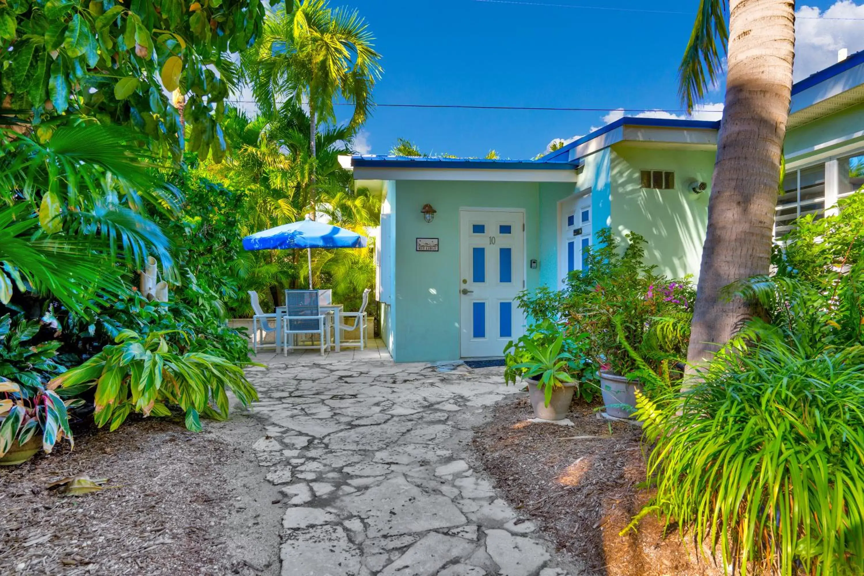 Property Building in Island Bay Resort