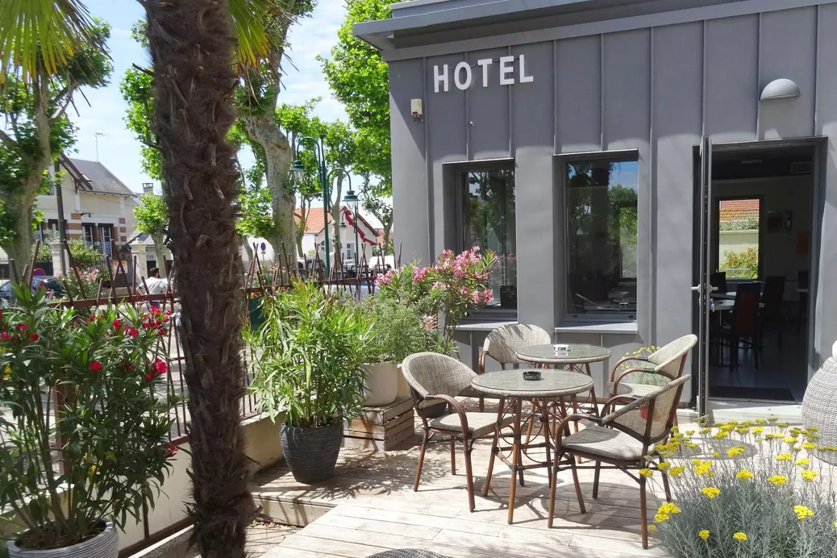 Balcony/Terrace in Boutique Hôtel d'Orbigny Chatelaillon - La Rochelle