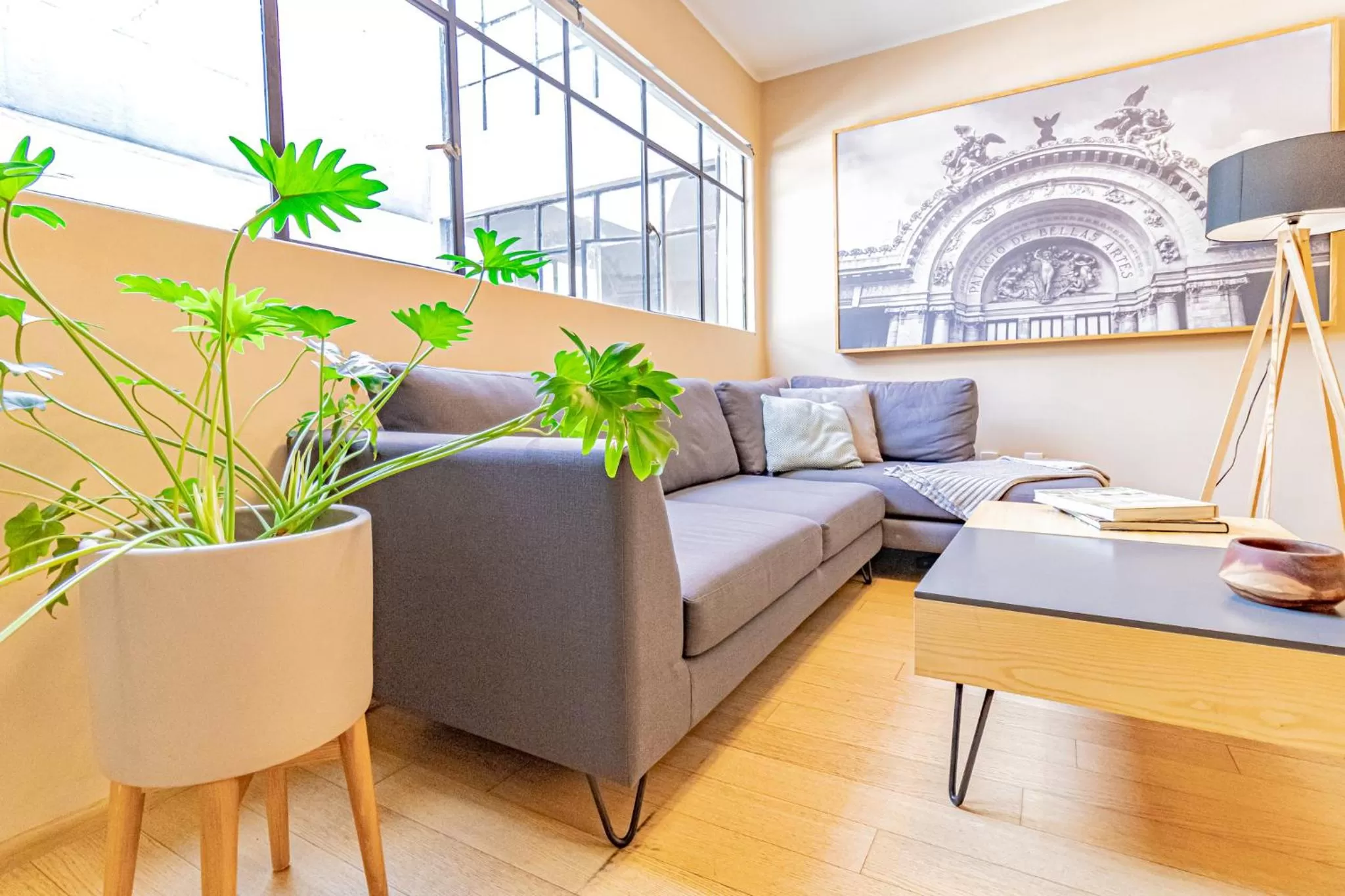 Living room in Mi Zona Lodging WTC