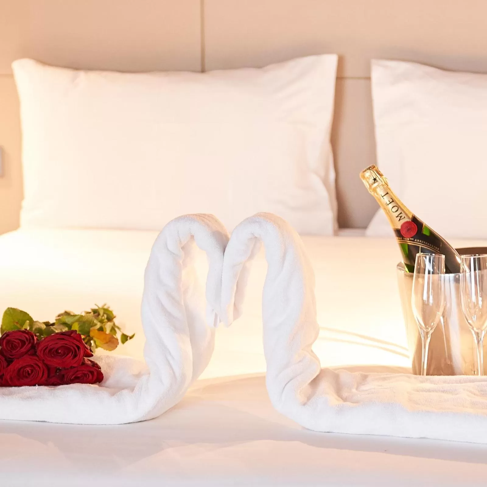 Decorative detail, Bed in INNSiDE by Meliá Paris Charles de Gaulle Airport