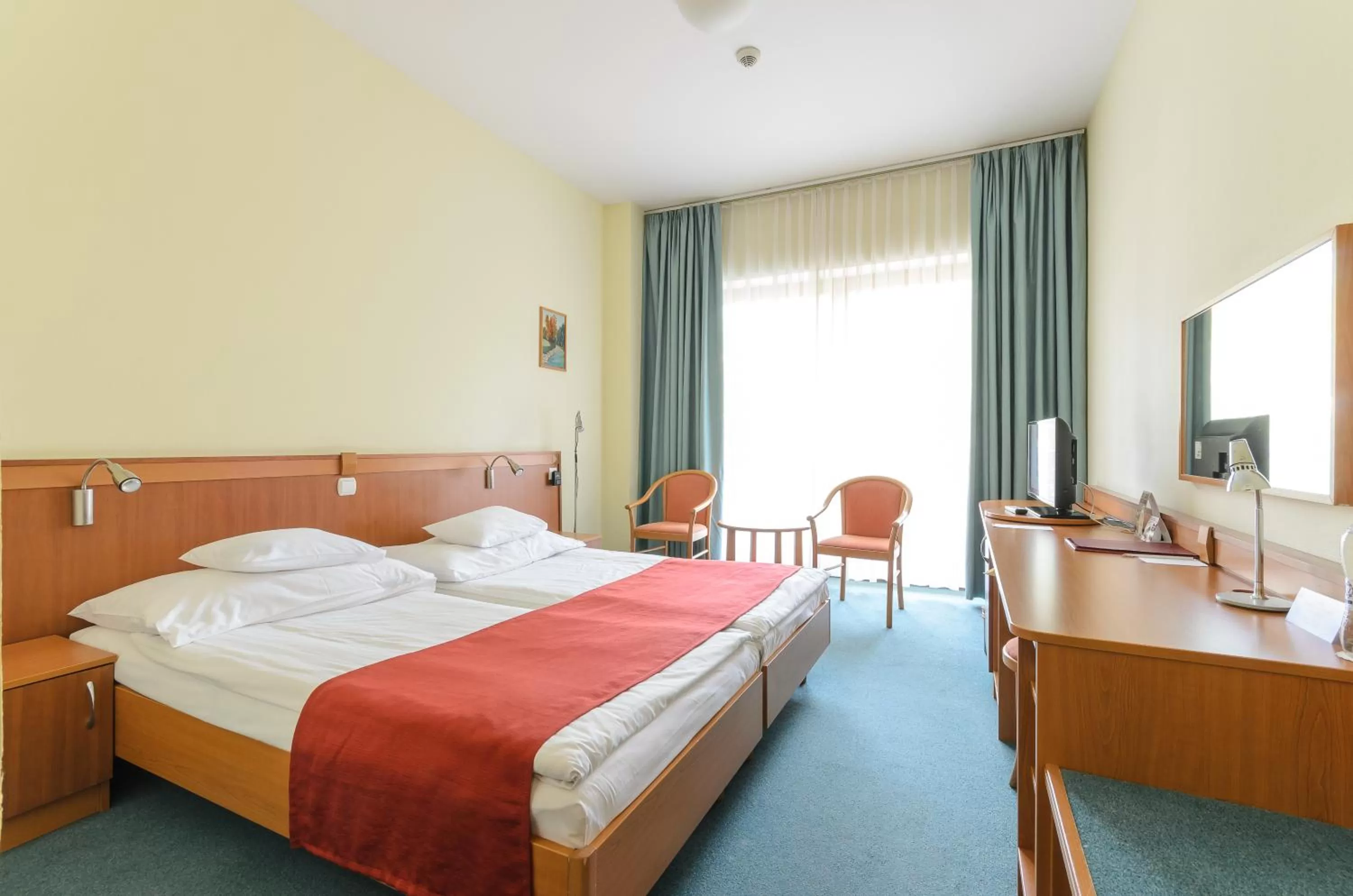 Bedroom, Bed in Hunguest Hotel Aqua Sol