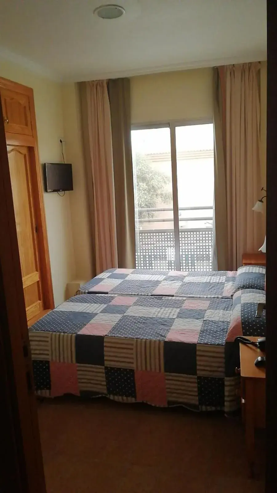 Photo of the whole room, Bed in Hotel Paloma