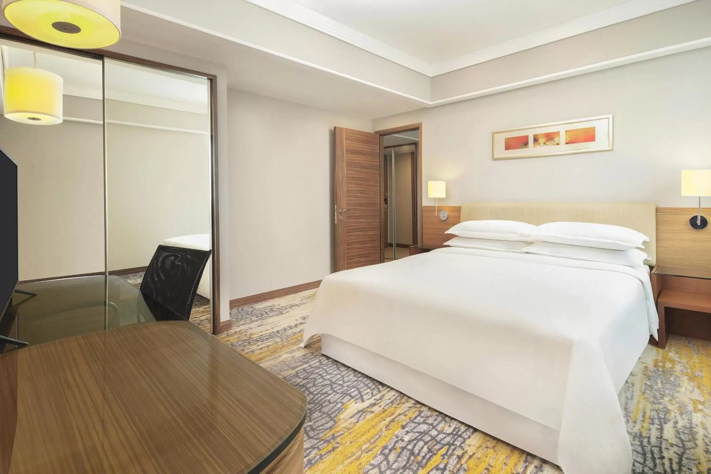 Bedroom, Bed in Four Points by Sheraton Shanghai, Pudong