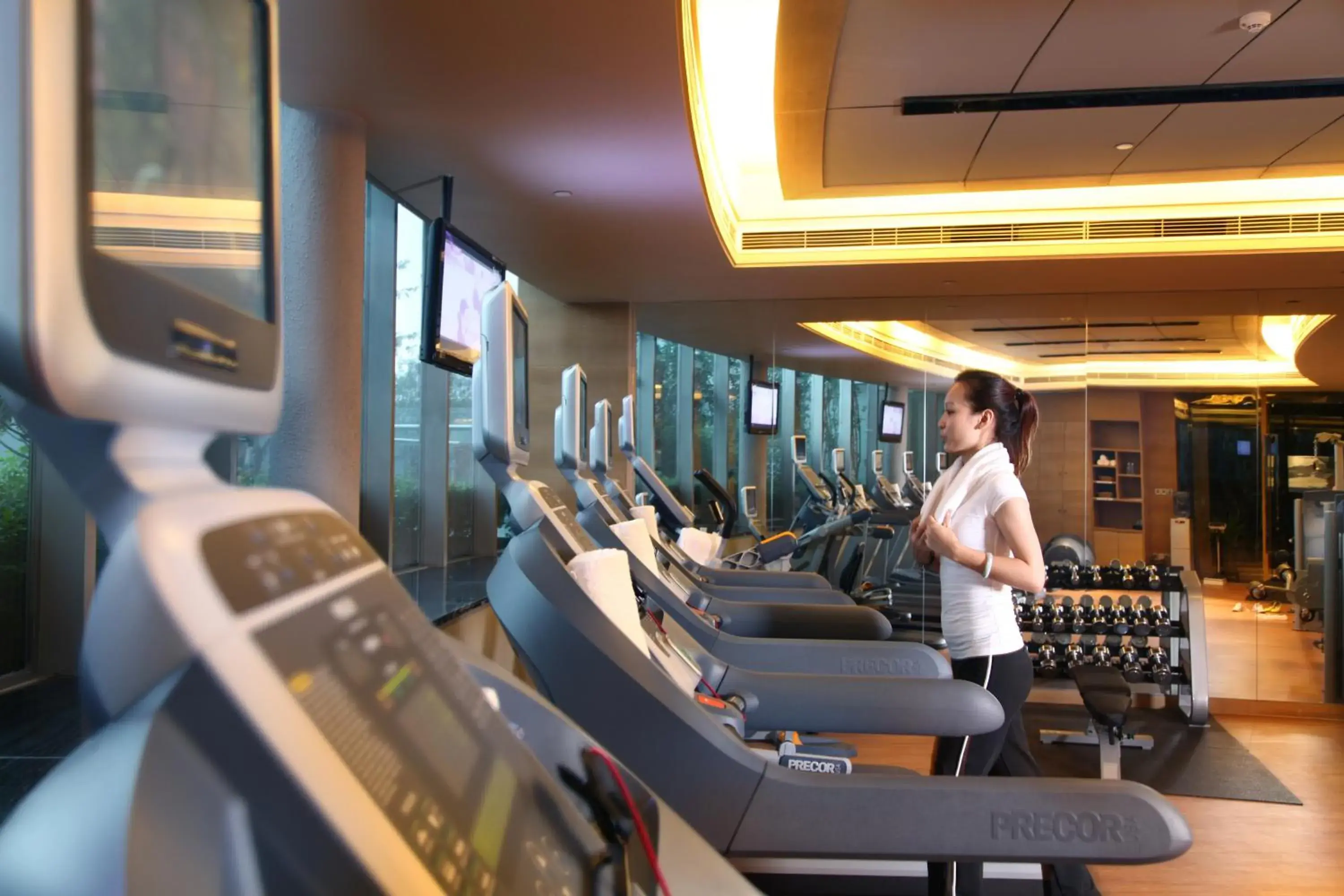 Fitness centre/facilities in Tangla Hotel Tianjin Fitness centre/facilities in Tangla Hotel Tianjin