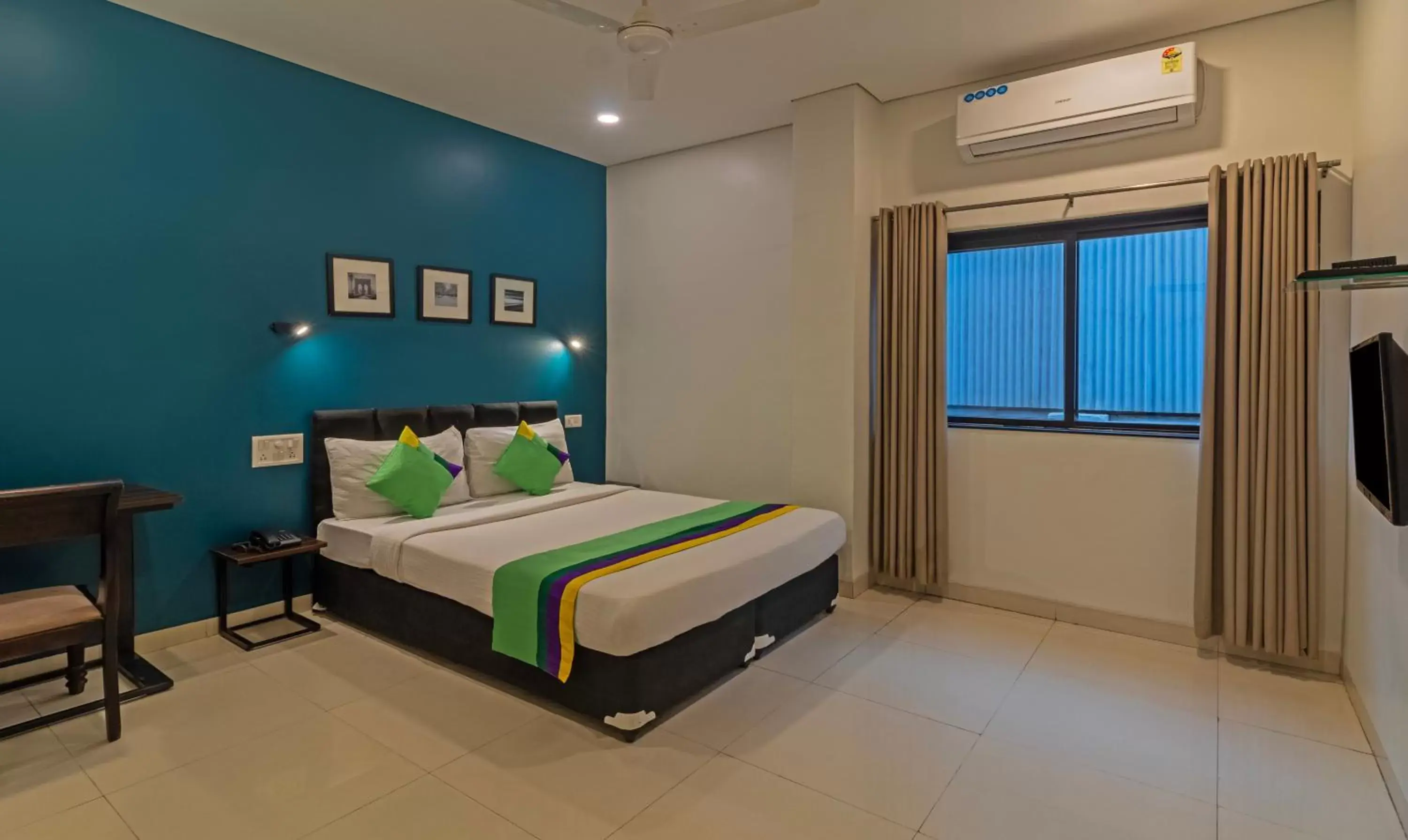 Bedroom, Bed in Treebo Tulip Comfort Bedroom, Bed in Treebo Tulip Comfort