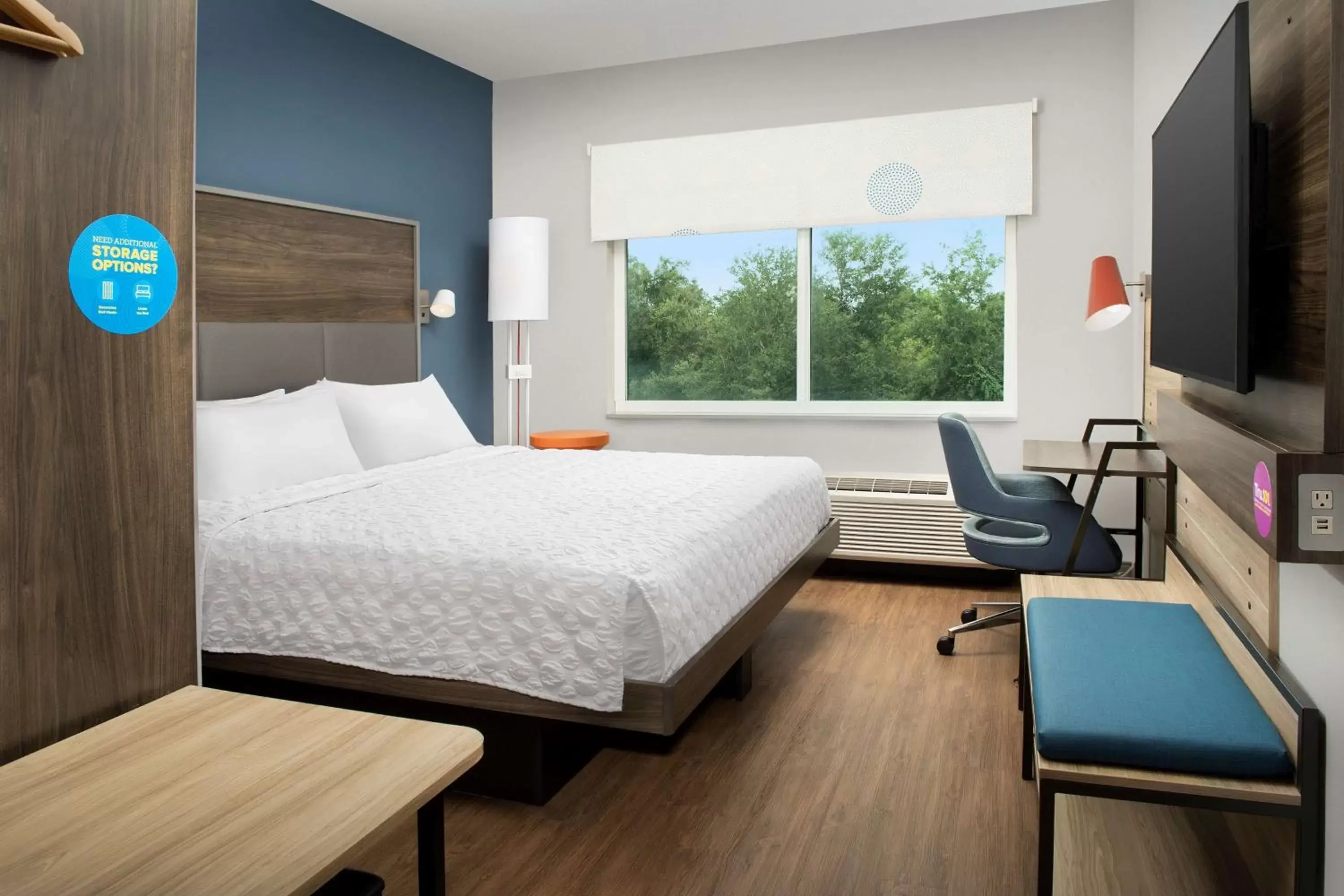 Bedroom in Tru By Hilton Orlando Convention Center