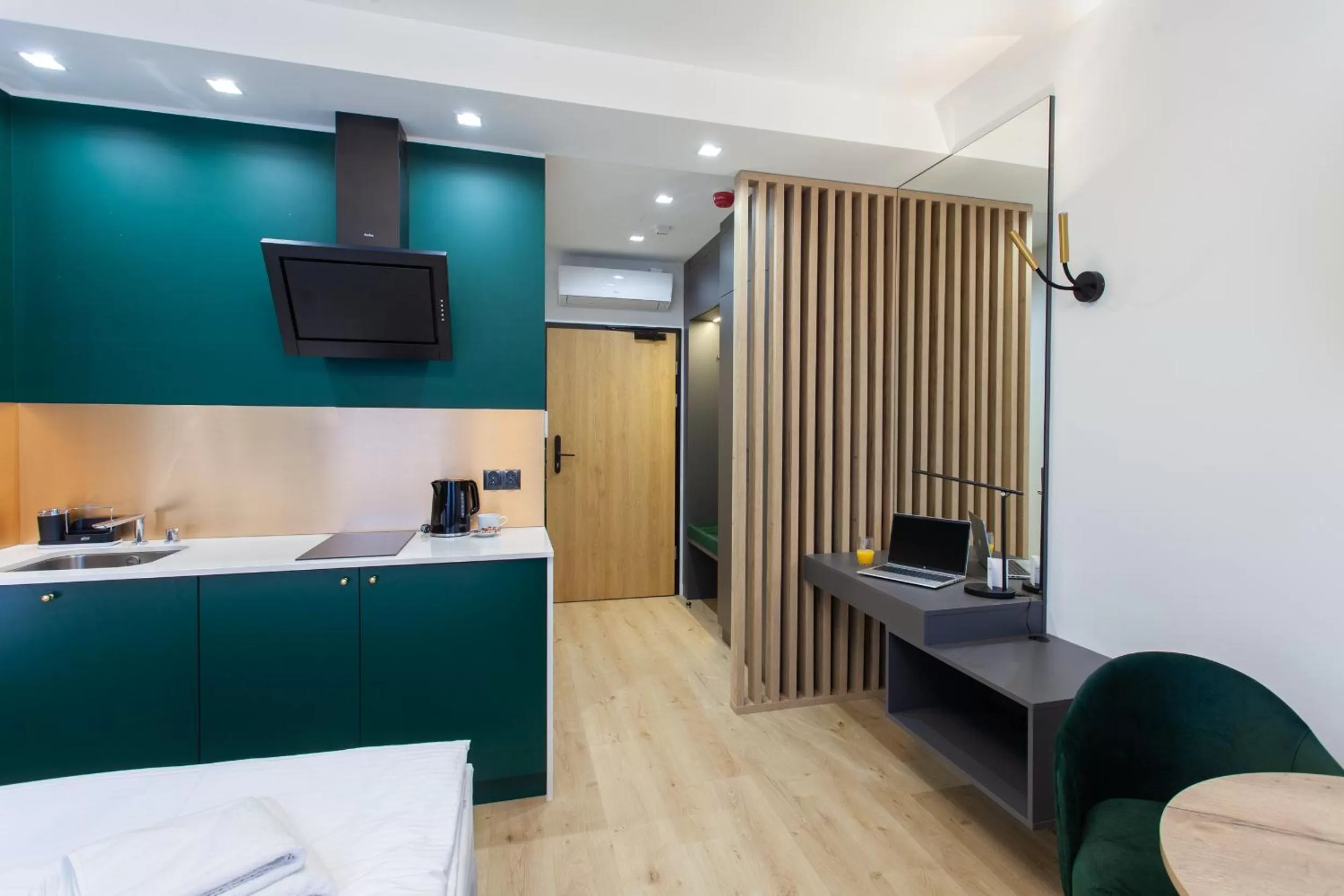 Coffee/tea facilities in SQUARE APARTMENTS GDYNIA