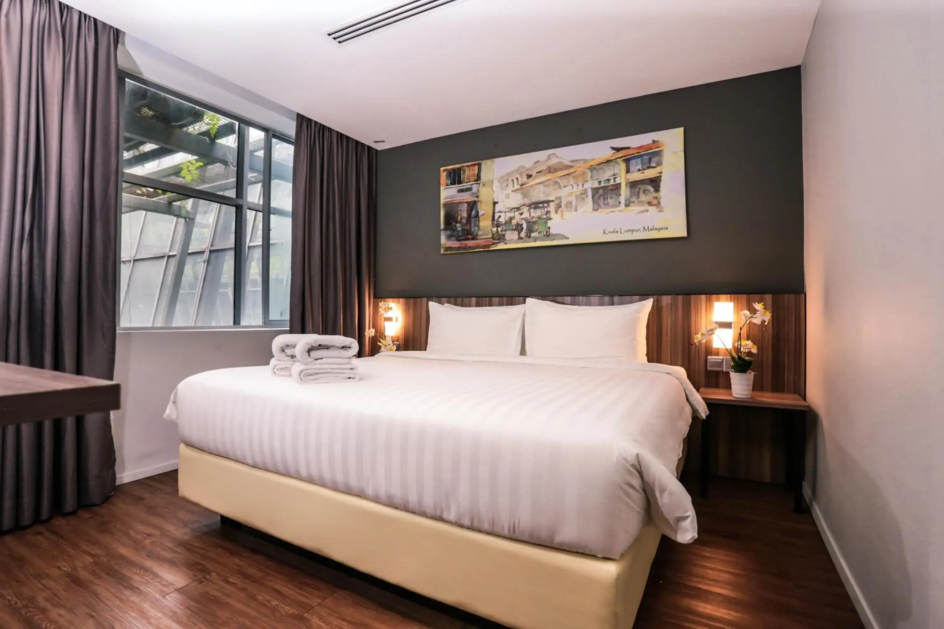 Bedroom, Bed in Days Hotel & Suites by Wyndham Fraser Business Park KL