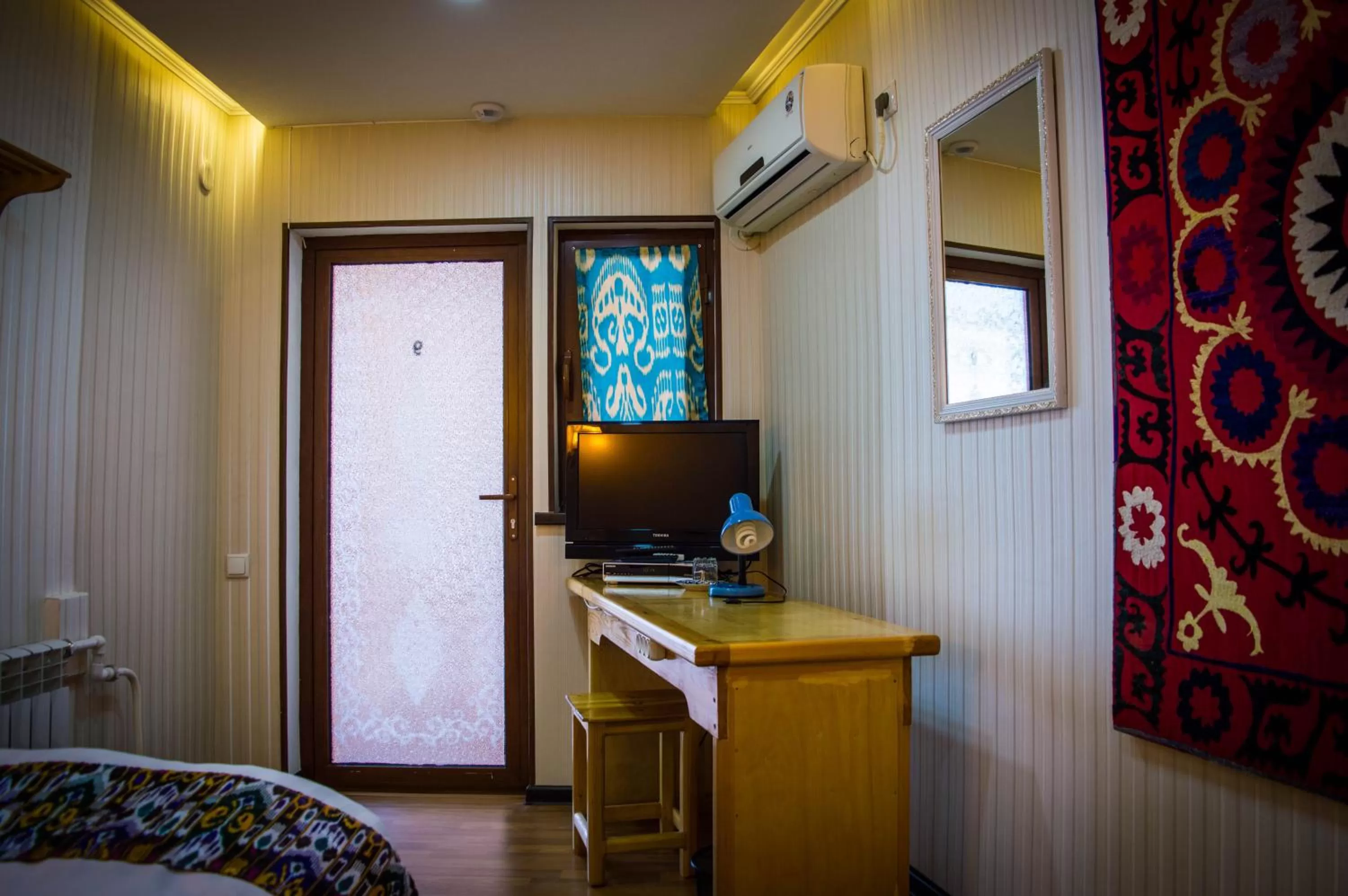 TV and multimedia, Bed in Jahongir