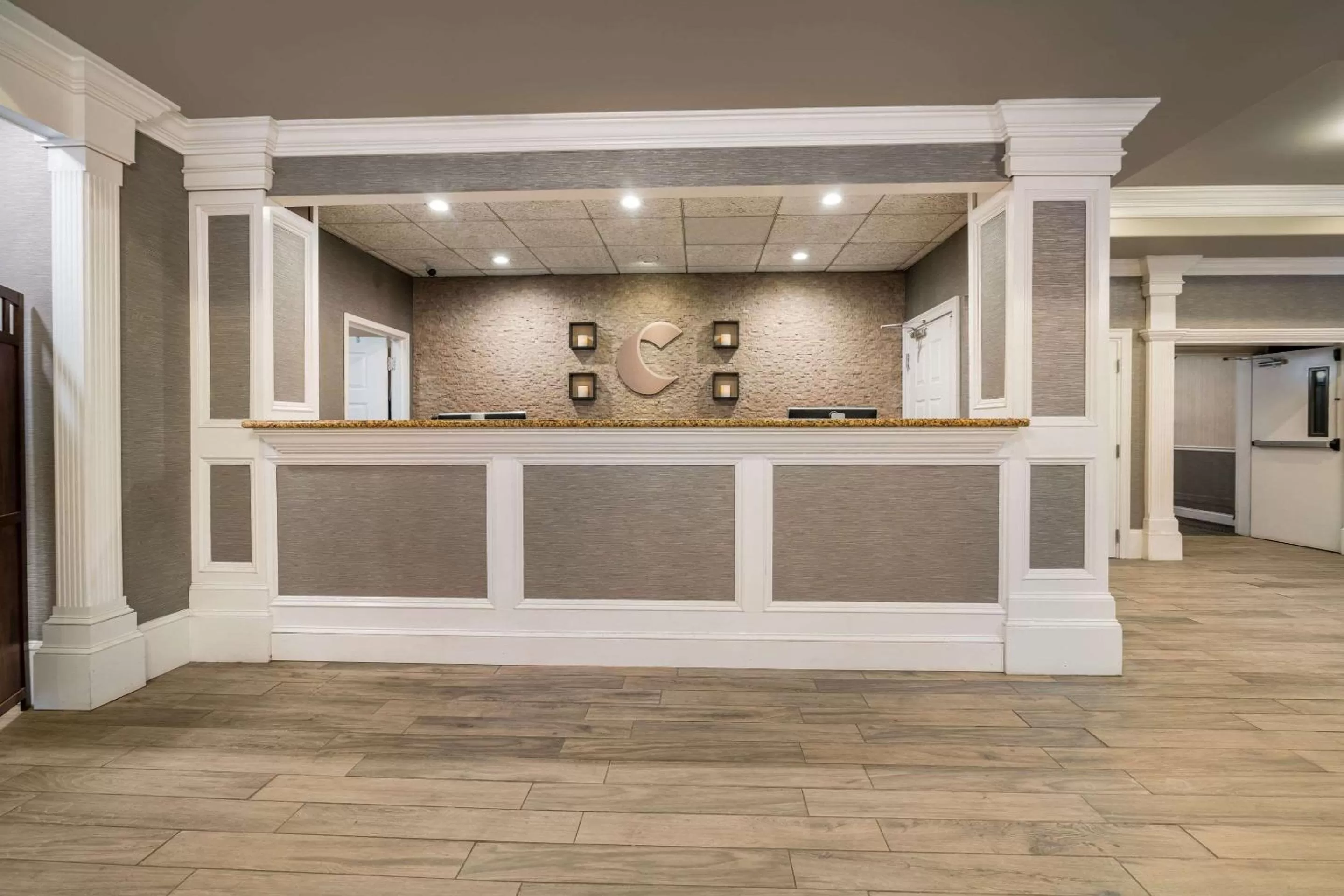 Lobby or reception in Comfort Inn & Suites Plattsburgh - Morrisonville