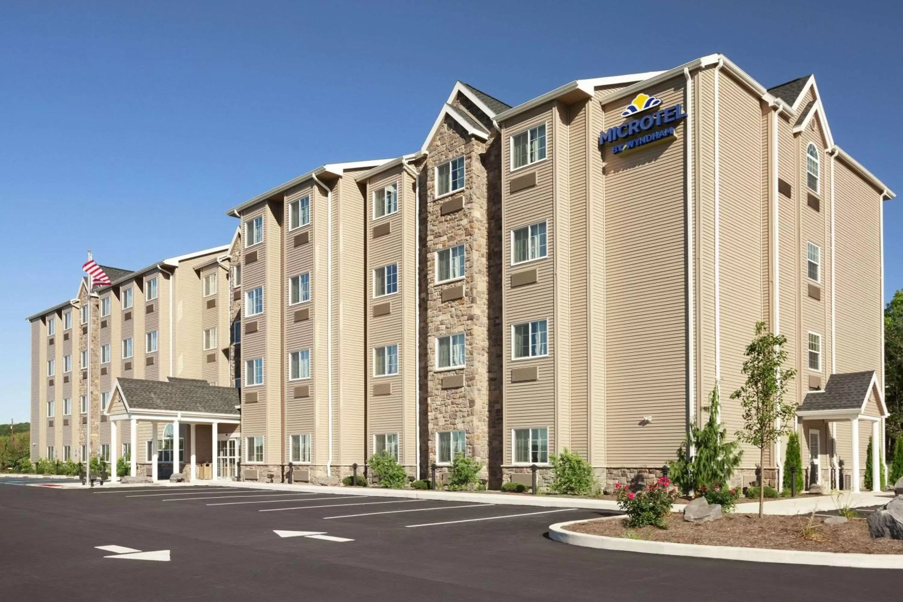 Property Building in Microtel Inn & Suites by Wyndham Wilkes Barre