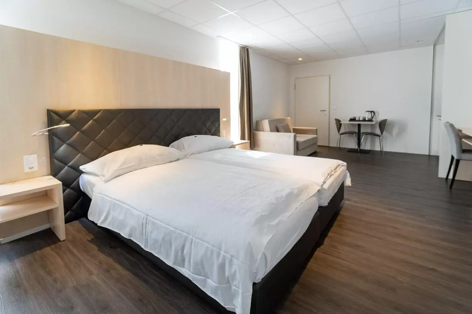 Bed in Aparthotel Hine Adon Bern Airport