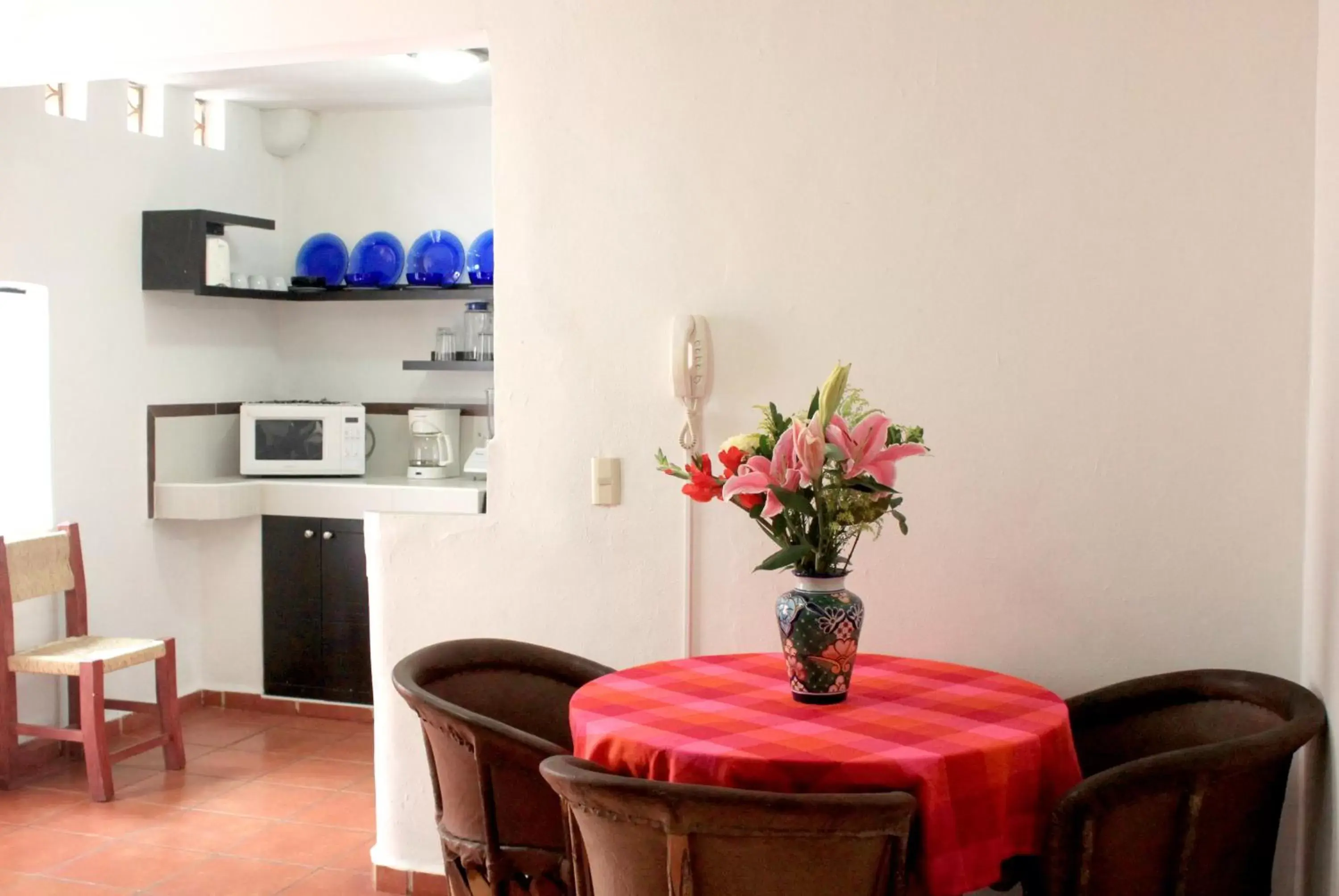 1 Bedroom grand suite with balcony in La Iguana Vallarta LGBT - Romantic Zone - Party Clubbing Street