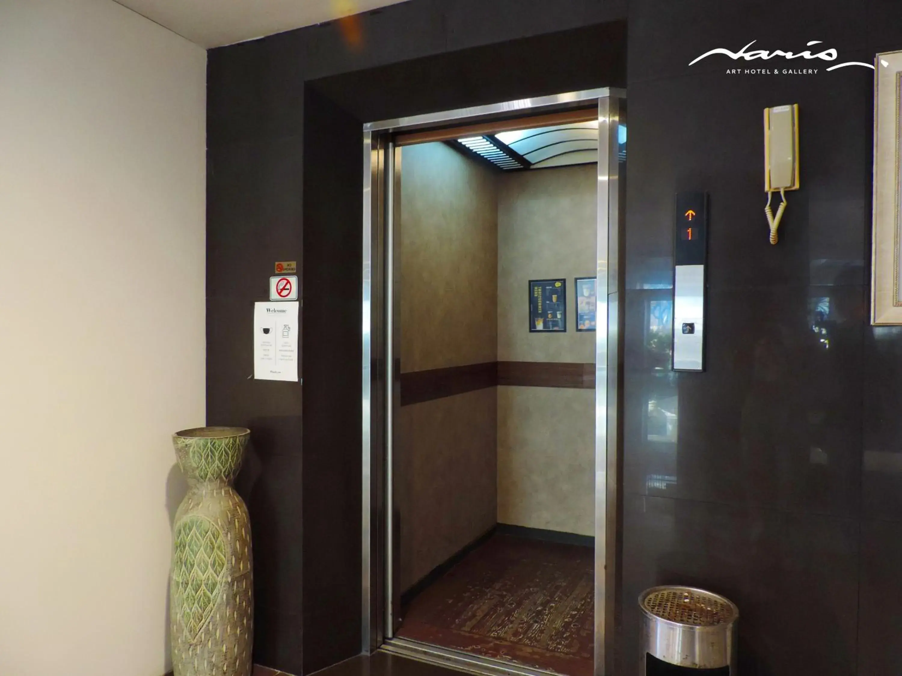 elevator, Bathroom in Naris Art Hotel