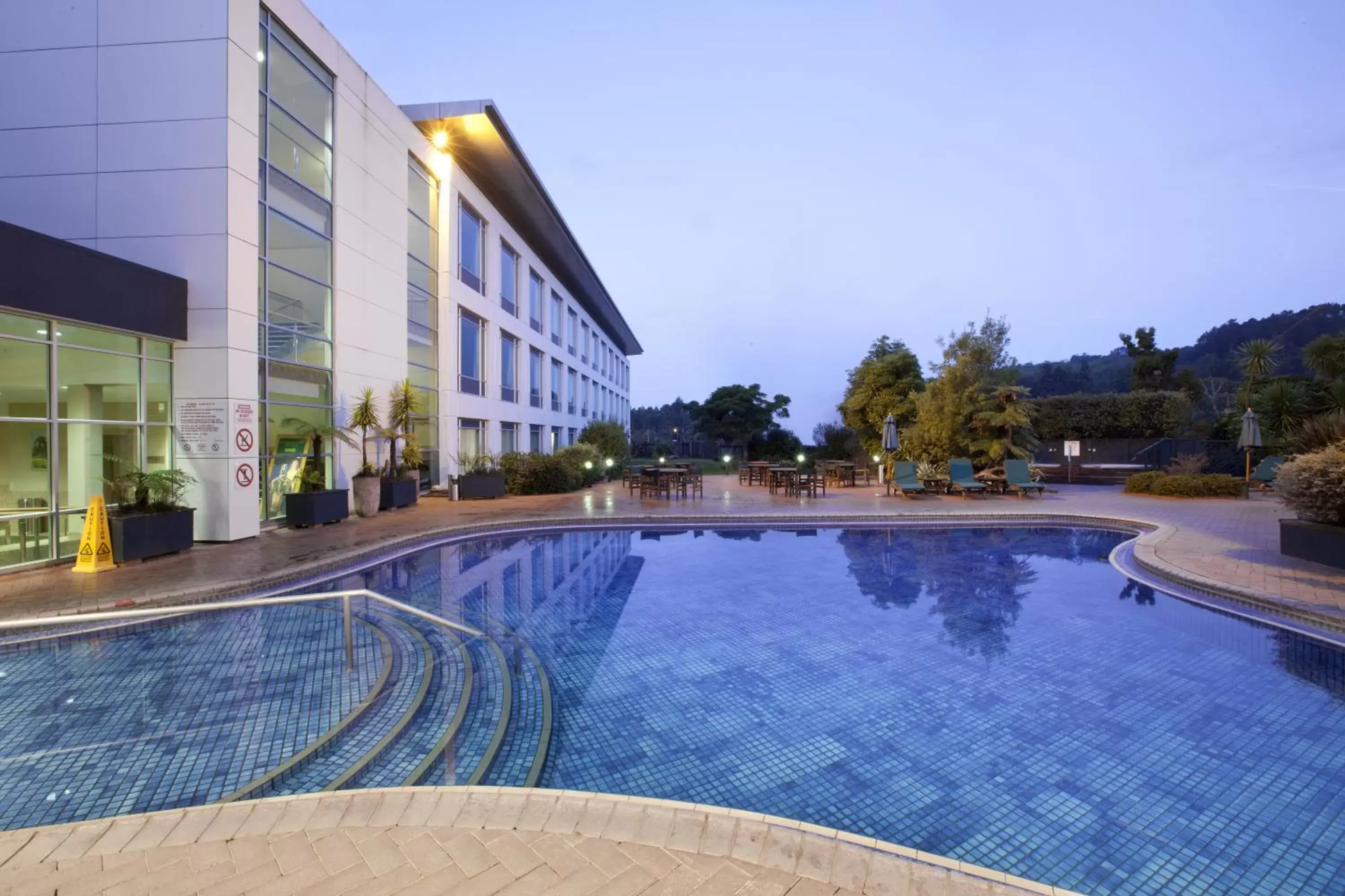 Swimming Pool in Rydges Rotorua