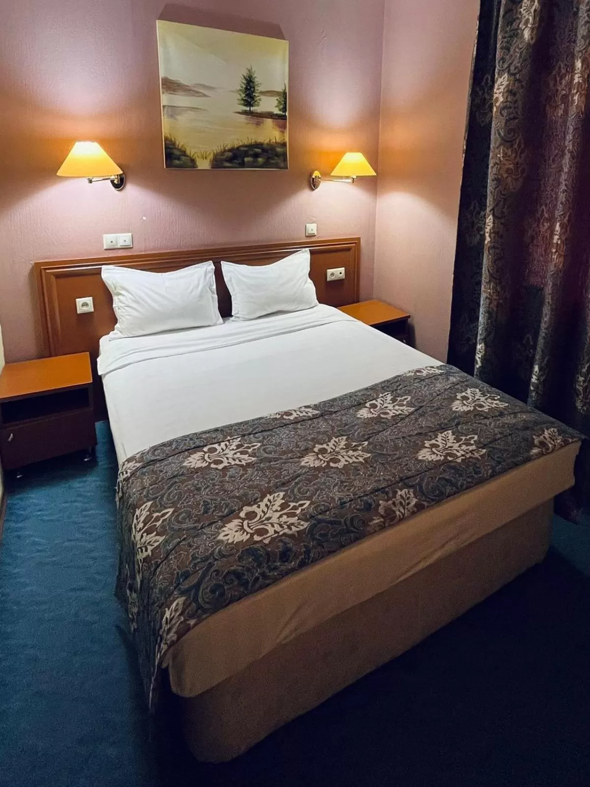 Photo of the whole room, Bed in Tengri Hotel