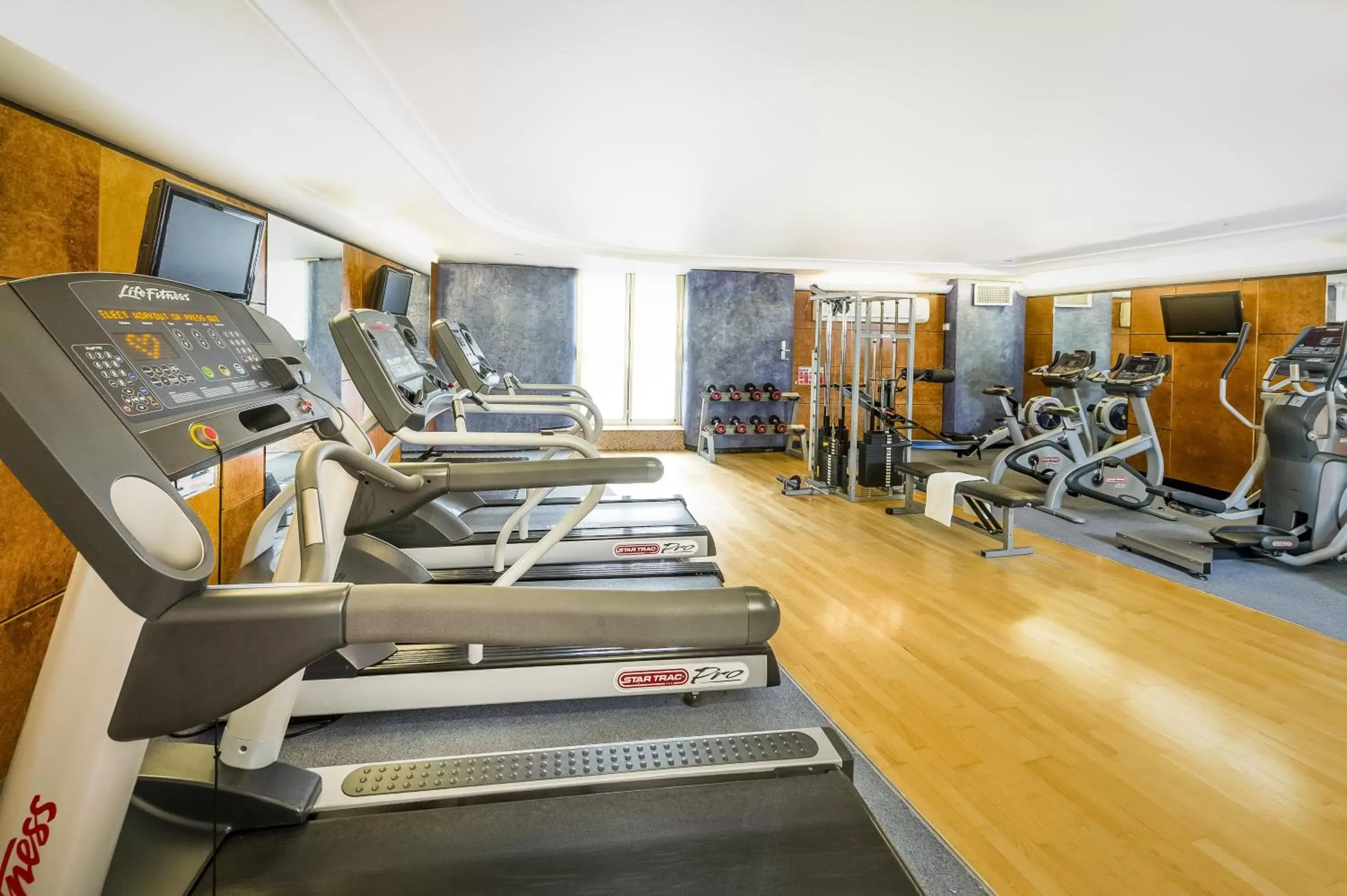 Fitness centre/facilities, Fitness Center/Facilities in Millennium Gloucester Hotel London