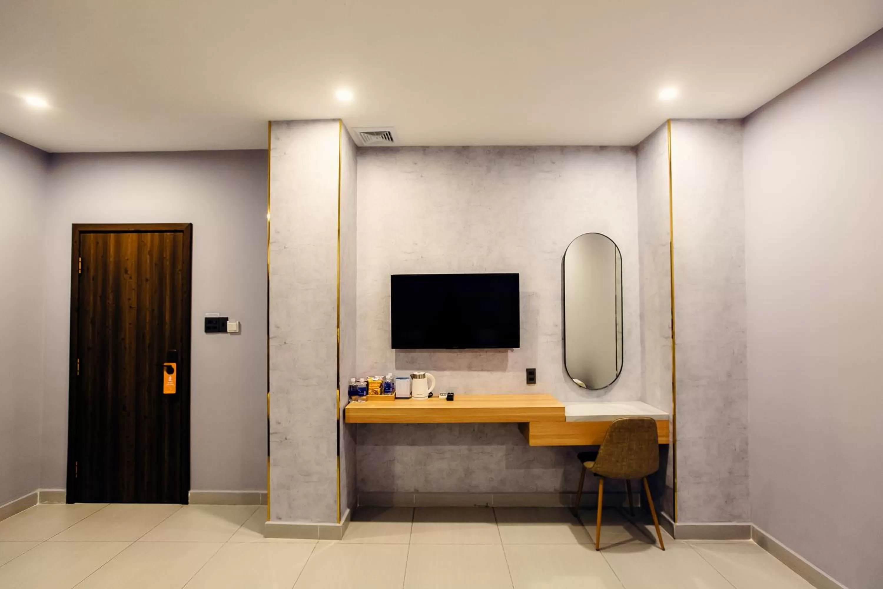 TV and multimedia, TV/Entertainment Center in LION 3 HOTEL