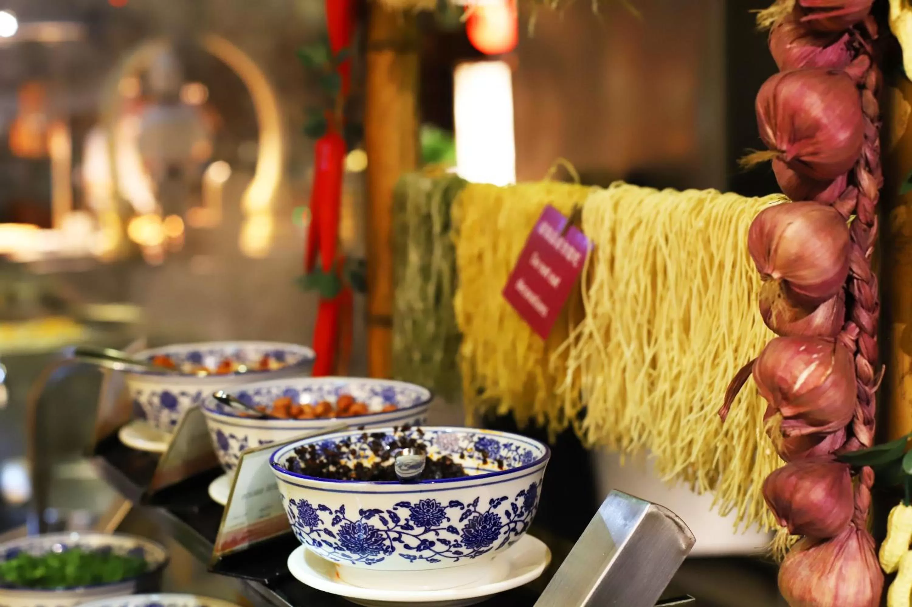 Restaurant/places to eat in Crowne Plaza Foshan by IHG